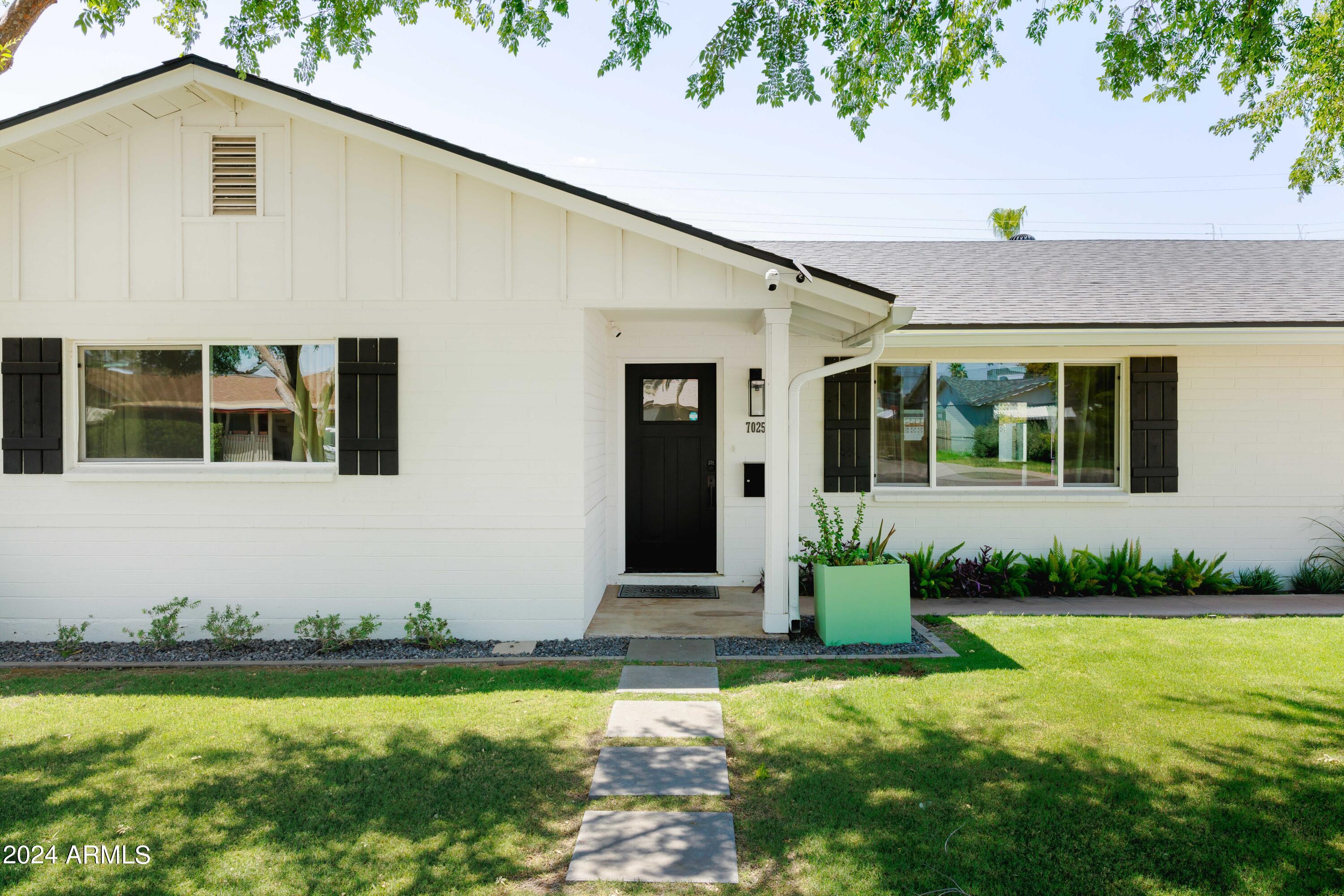 7025 E BELLEVIEW Street