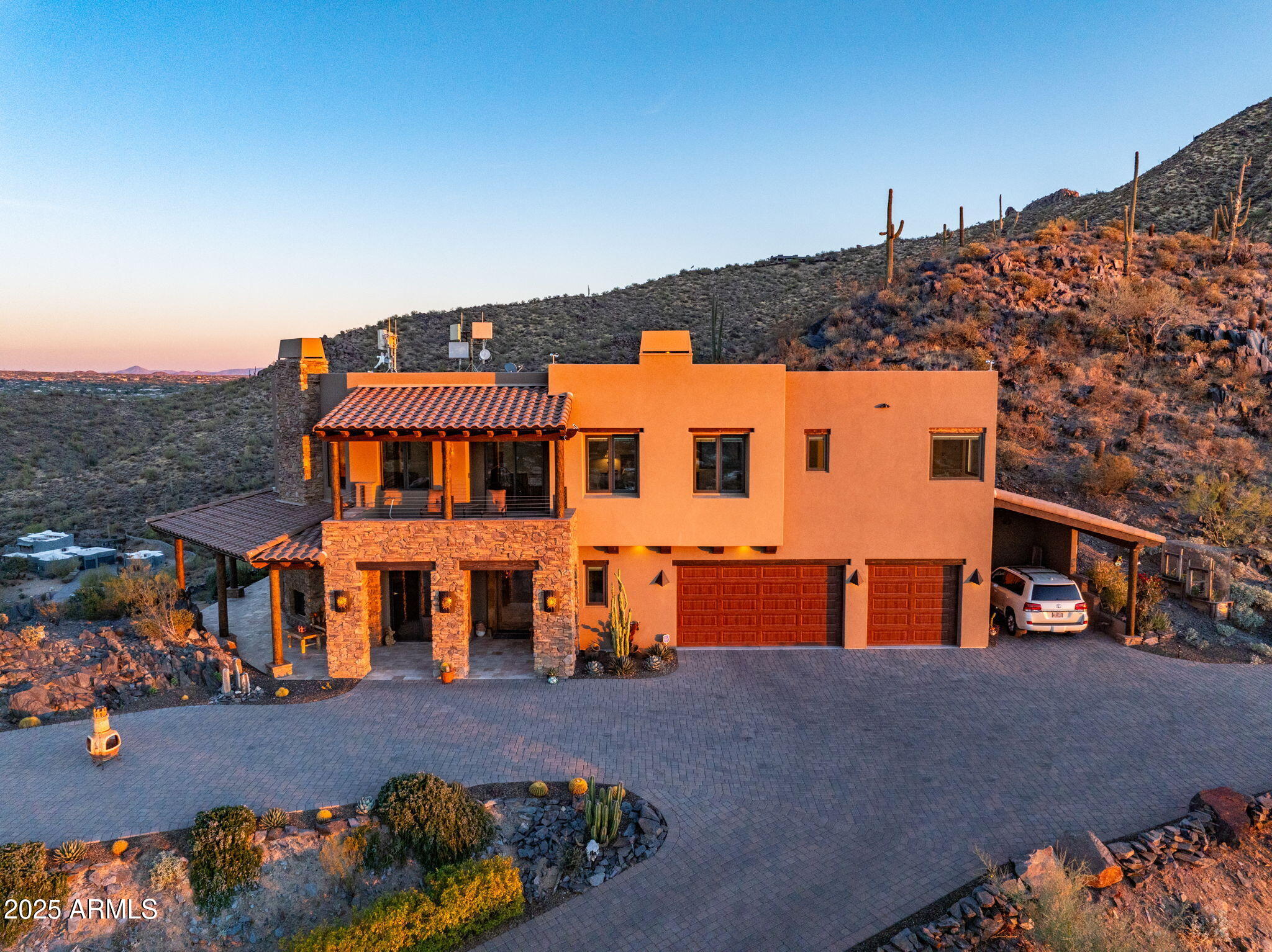 37300 N SCHOOL HOUSE Road