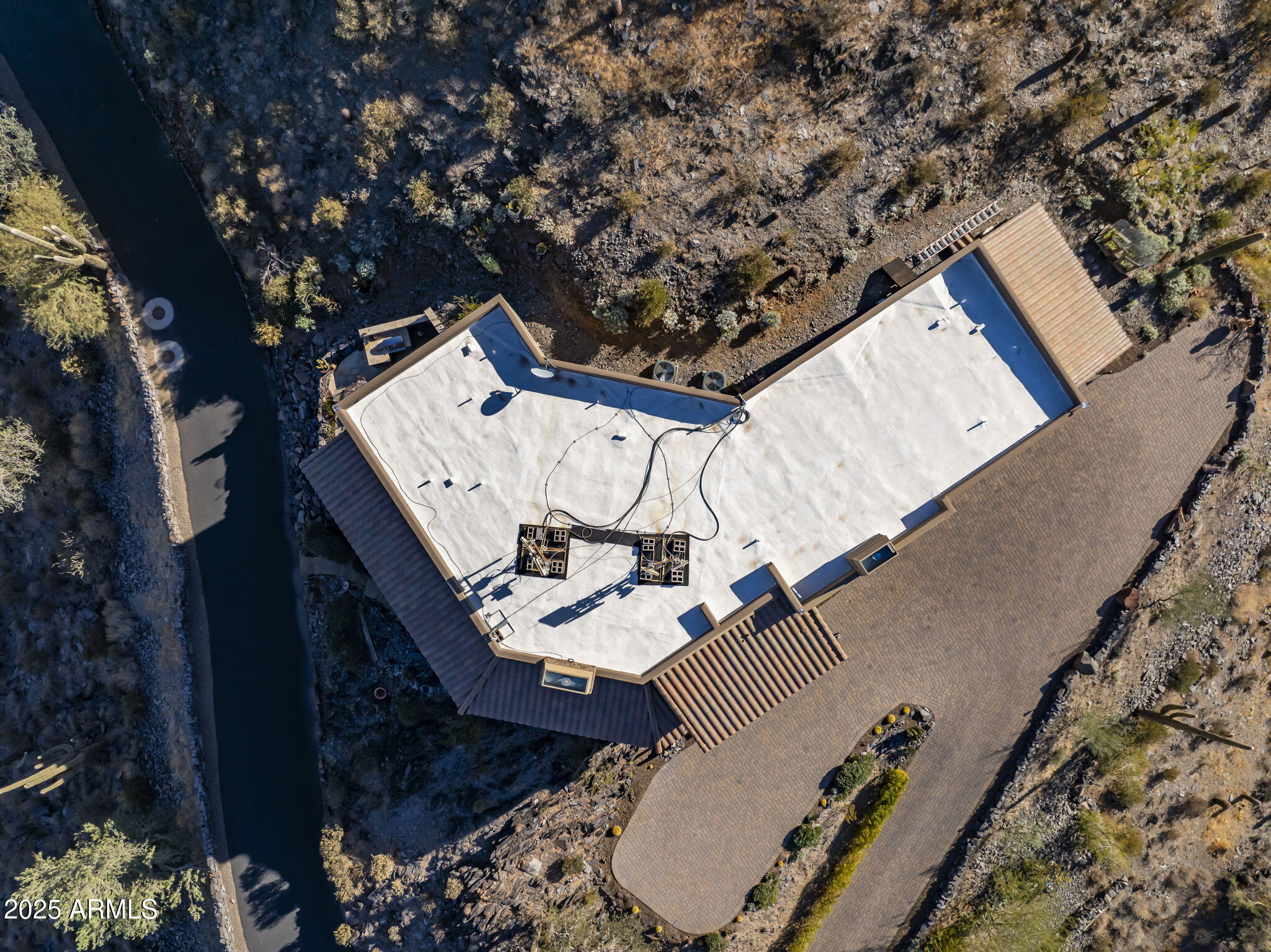 37300 N SCHOOL HOUSE Road