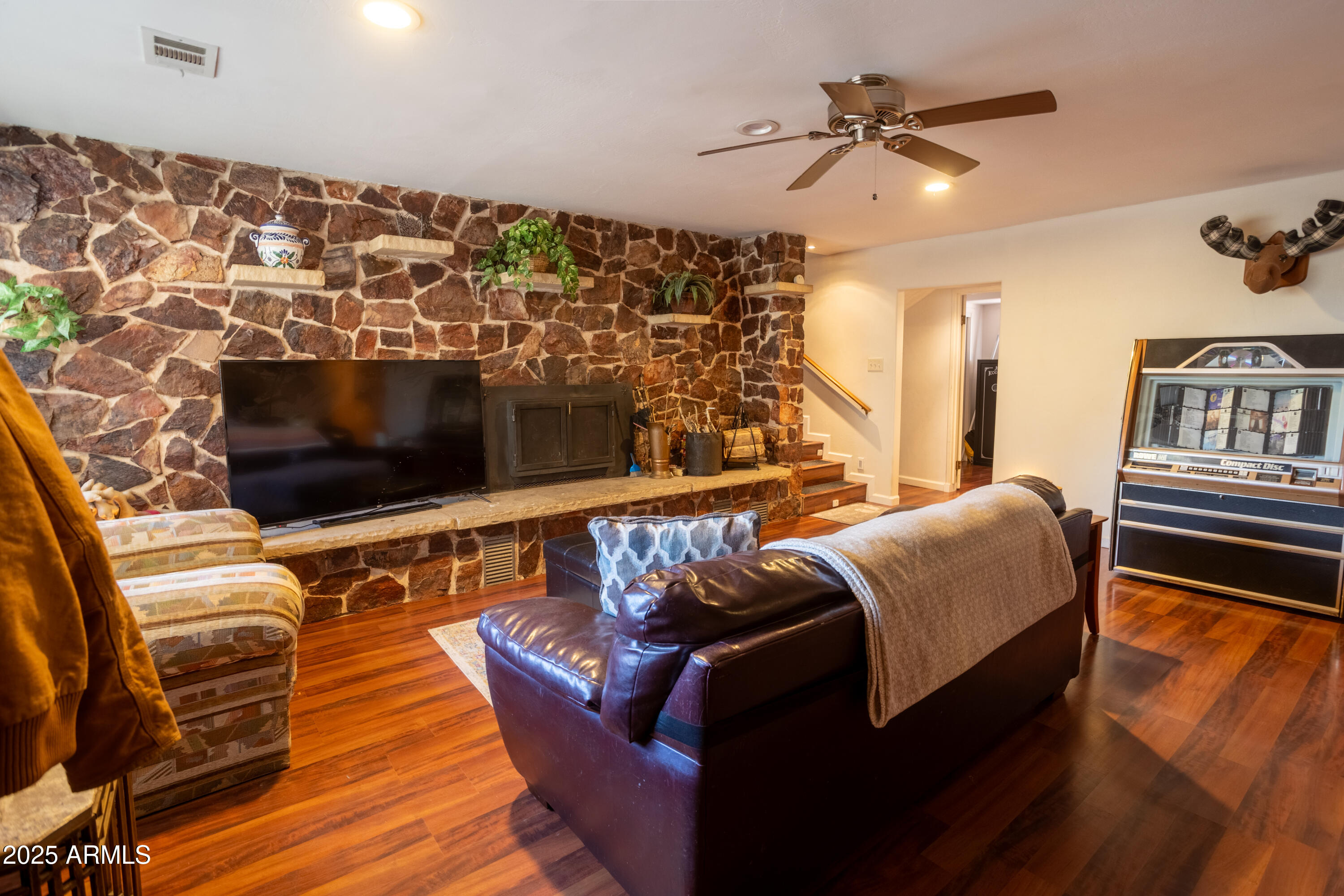 501 N CENTRAL Avenue