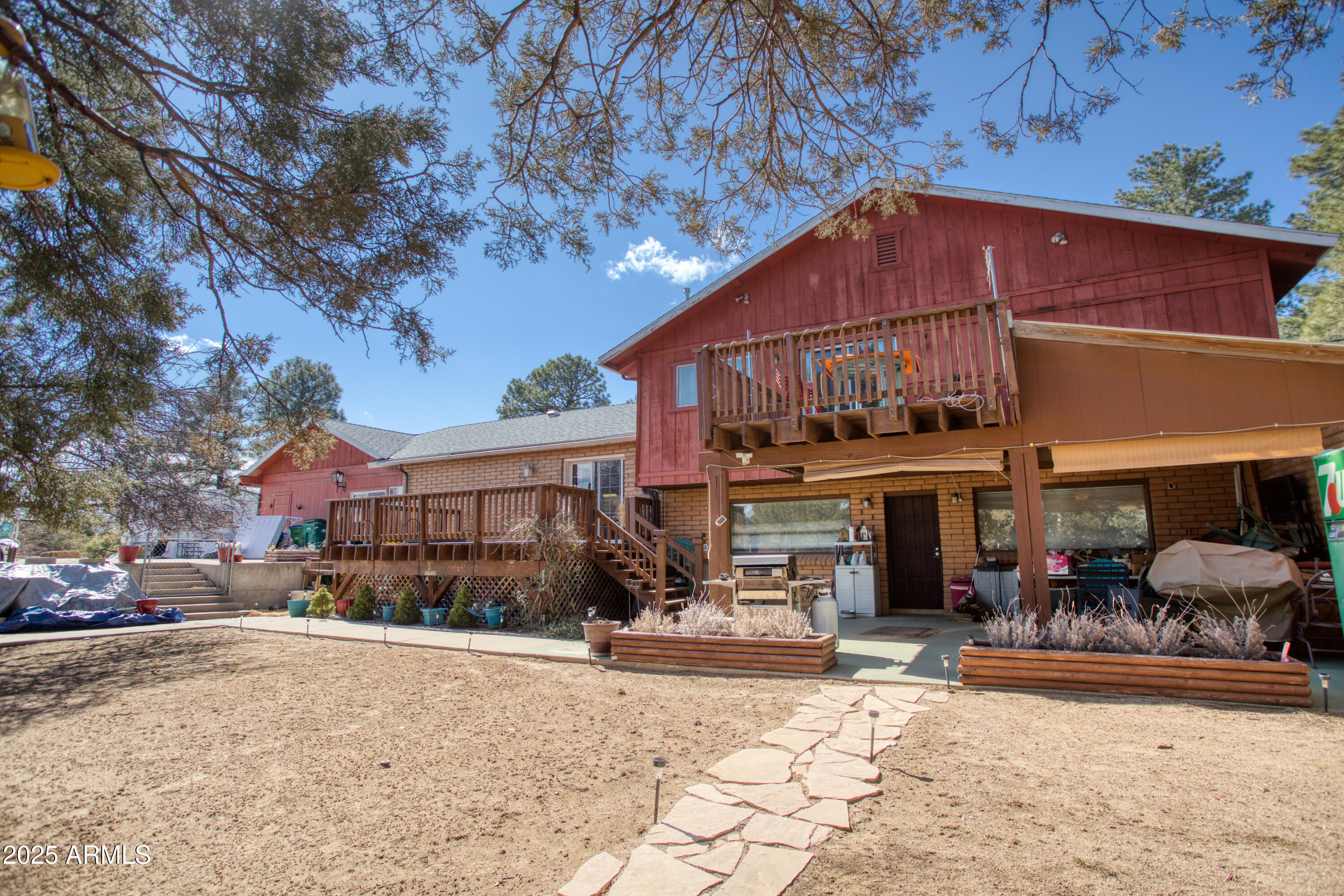 501 N CENTRAL Avenue