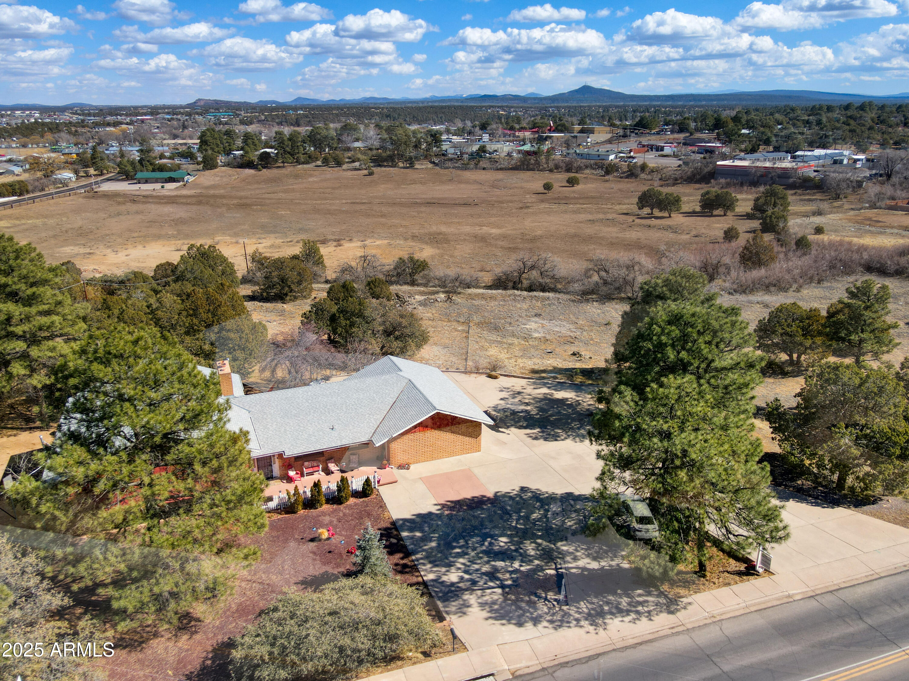 501 N CENTRAL Avenue