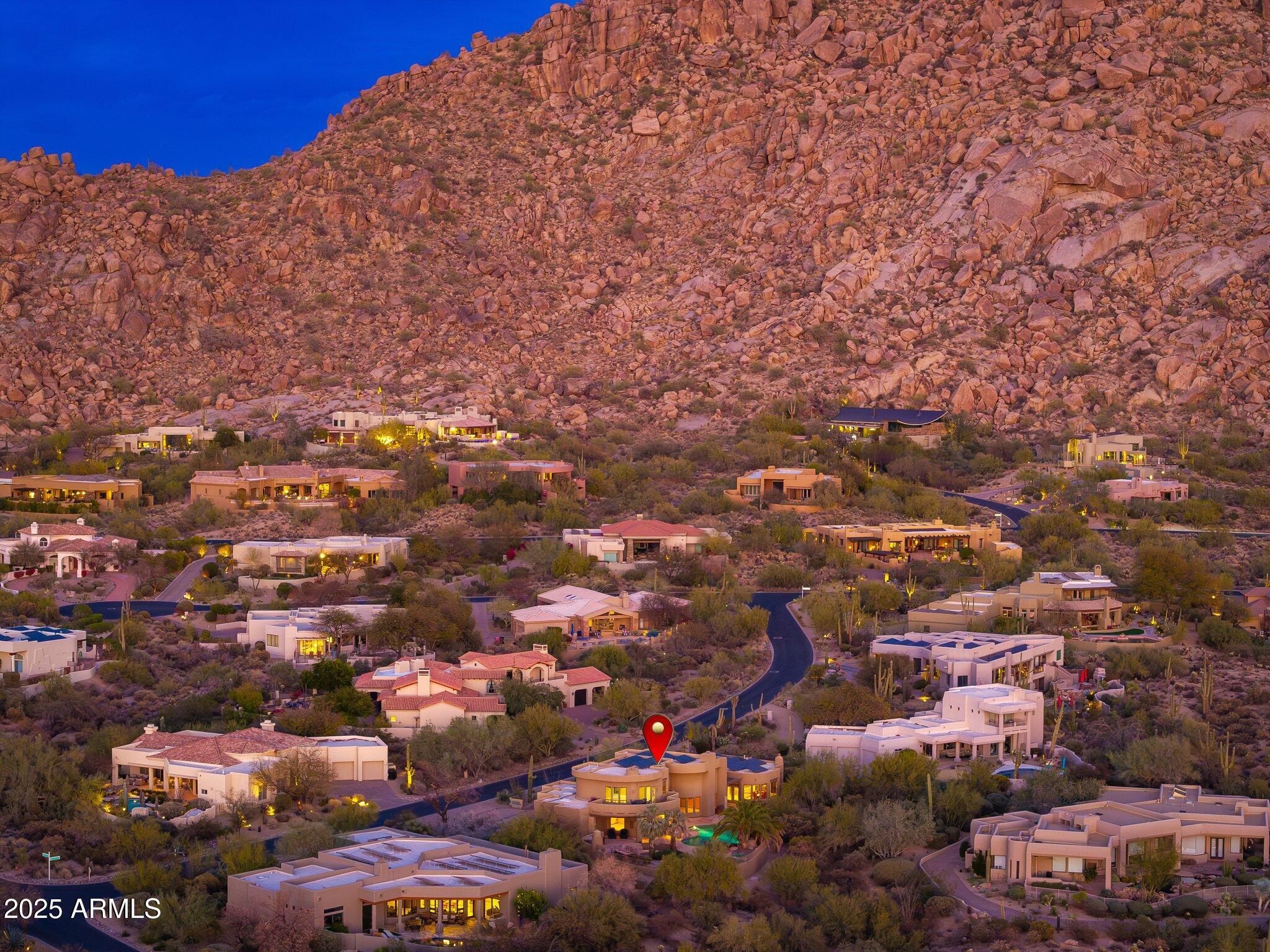 10707 E COTTONTAIL Lane