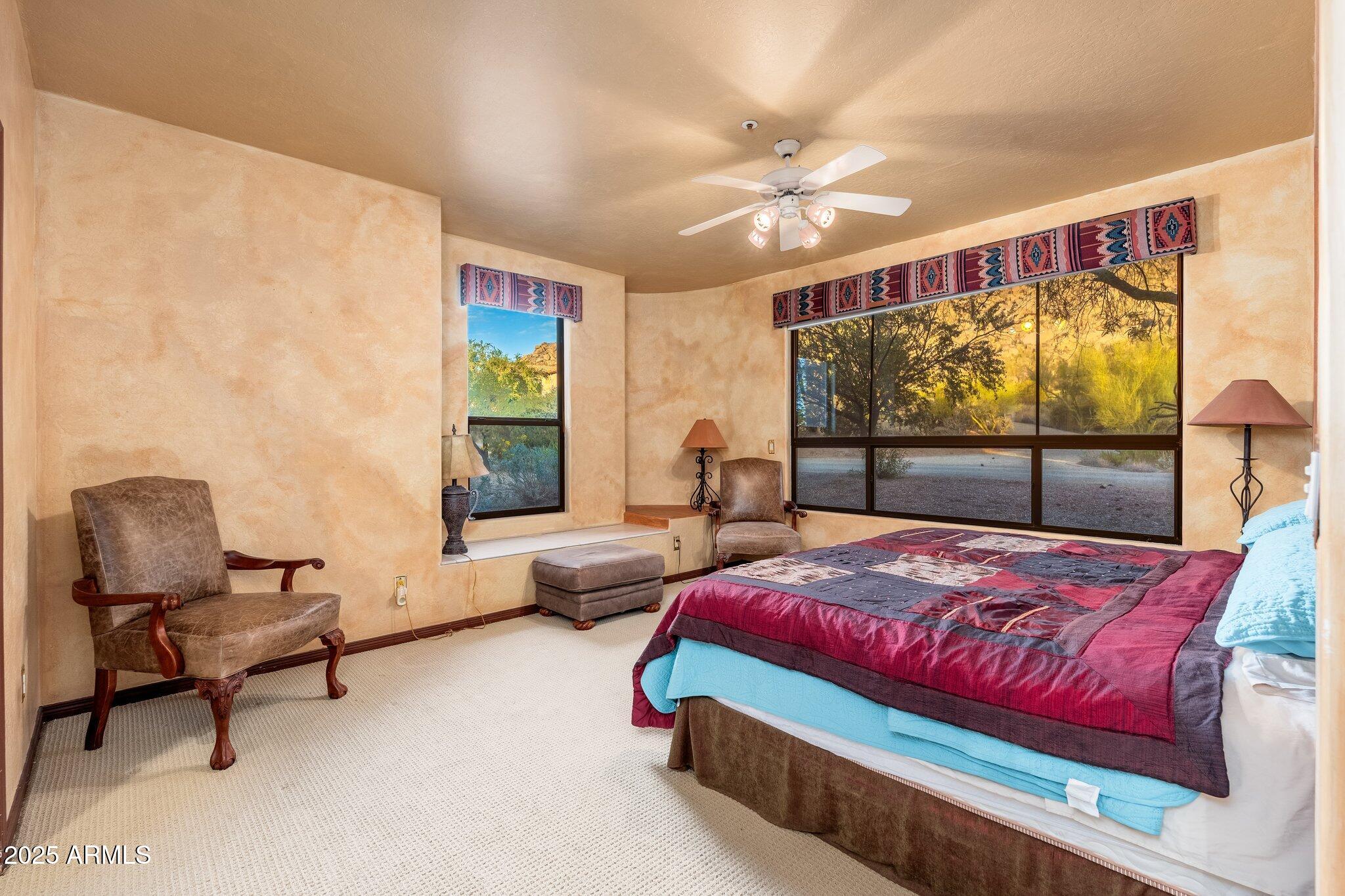 10707 E COTTONTAIL Lane