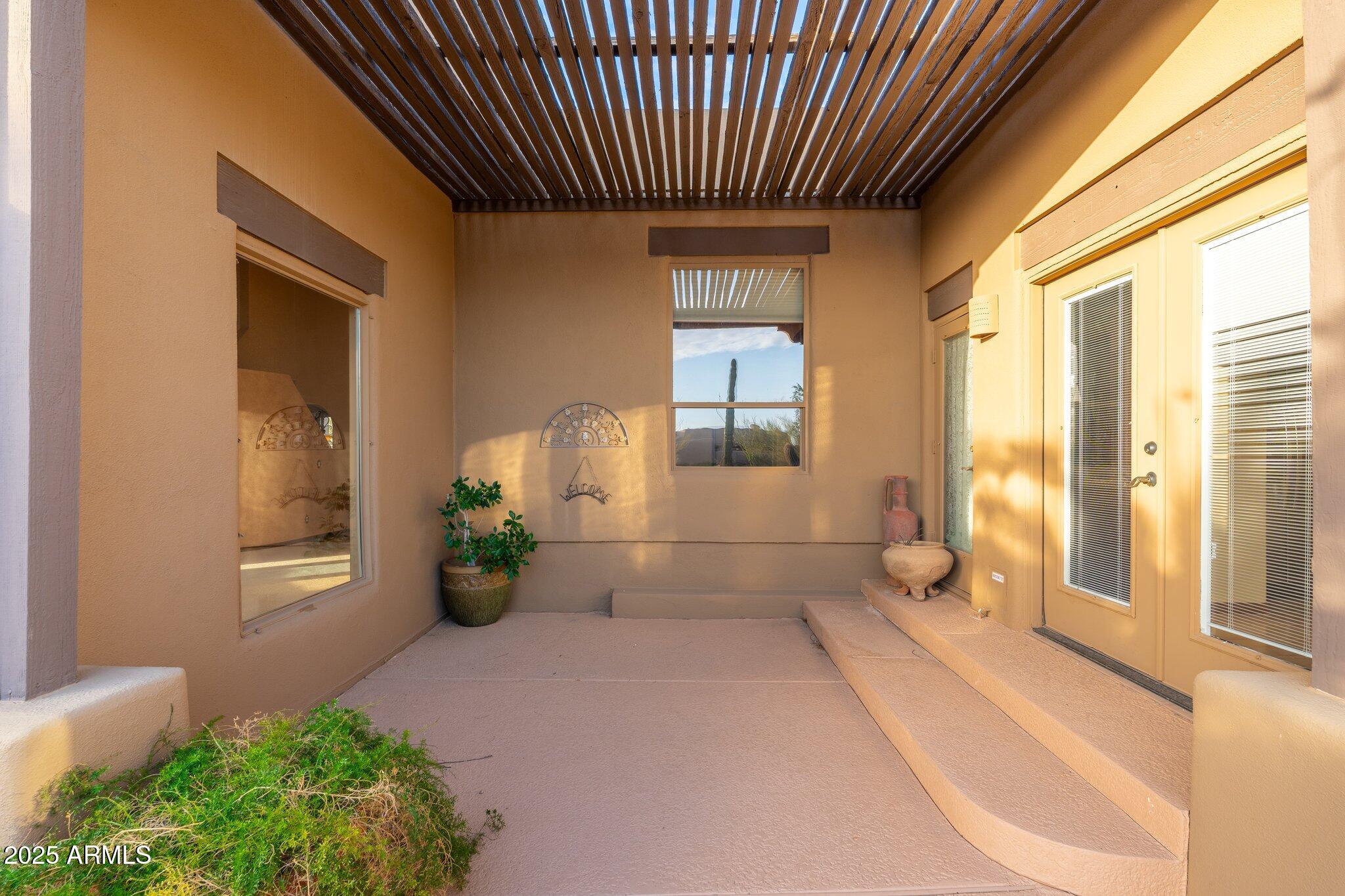 10707 E COTTONTAIL Lane