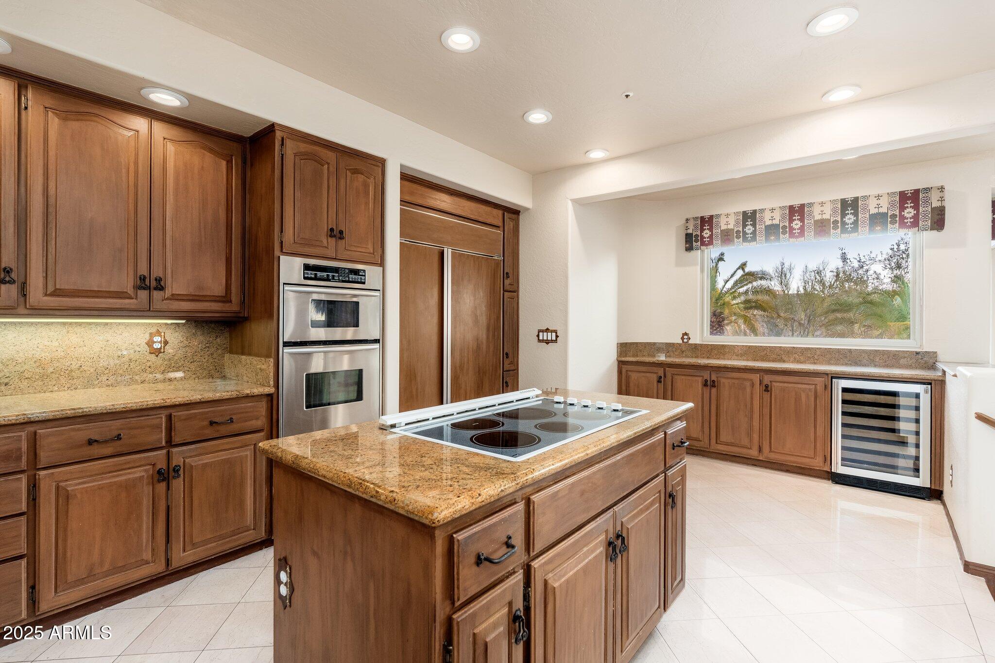 10707 E COTTONTAIL Lane