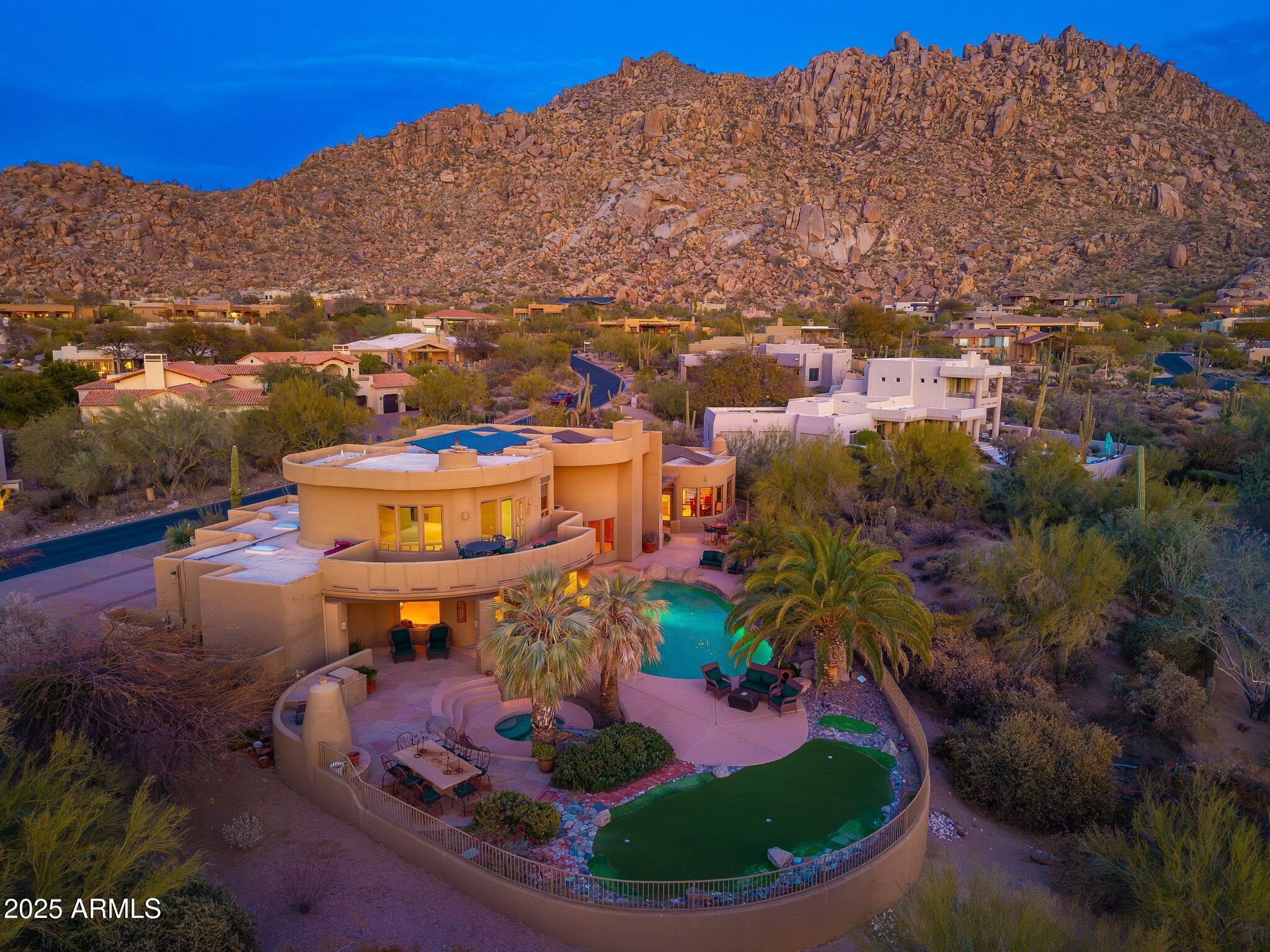 10707 E COTTONTAIL Lane