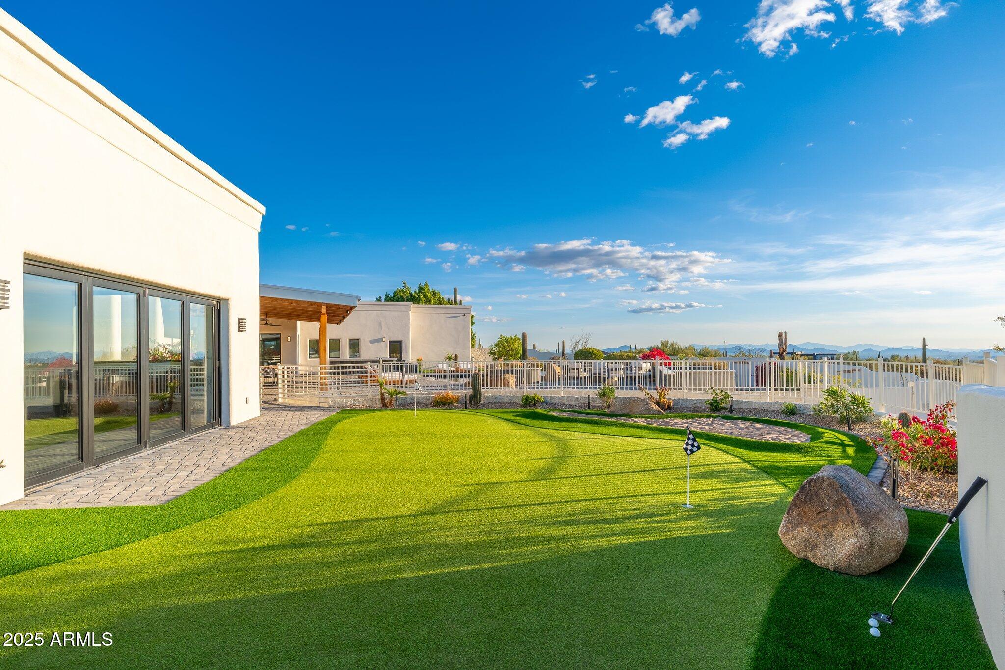 9525 E BUCKSKIN Trail