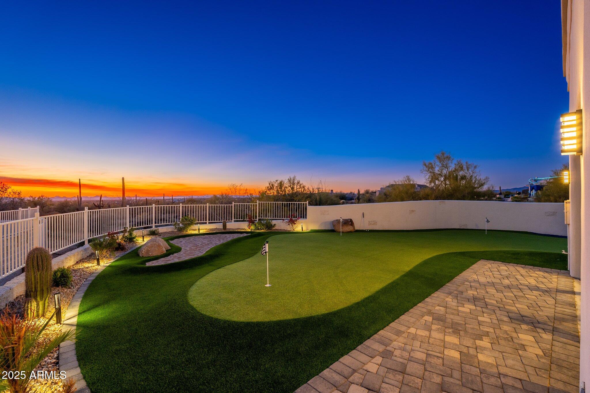 9525 E BUCKSKIN Trail