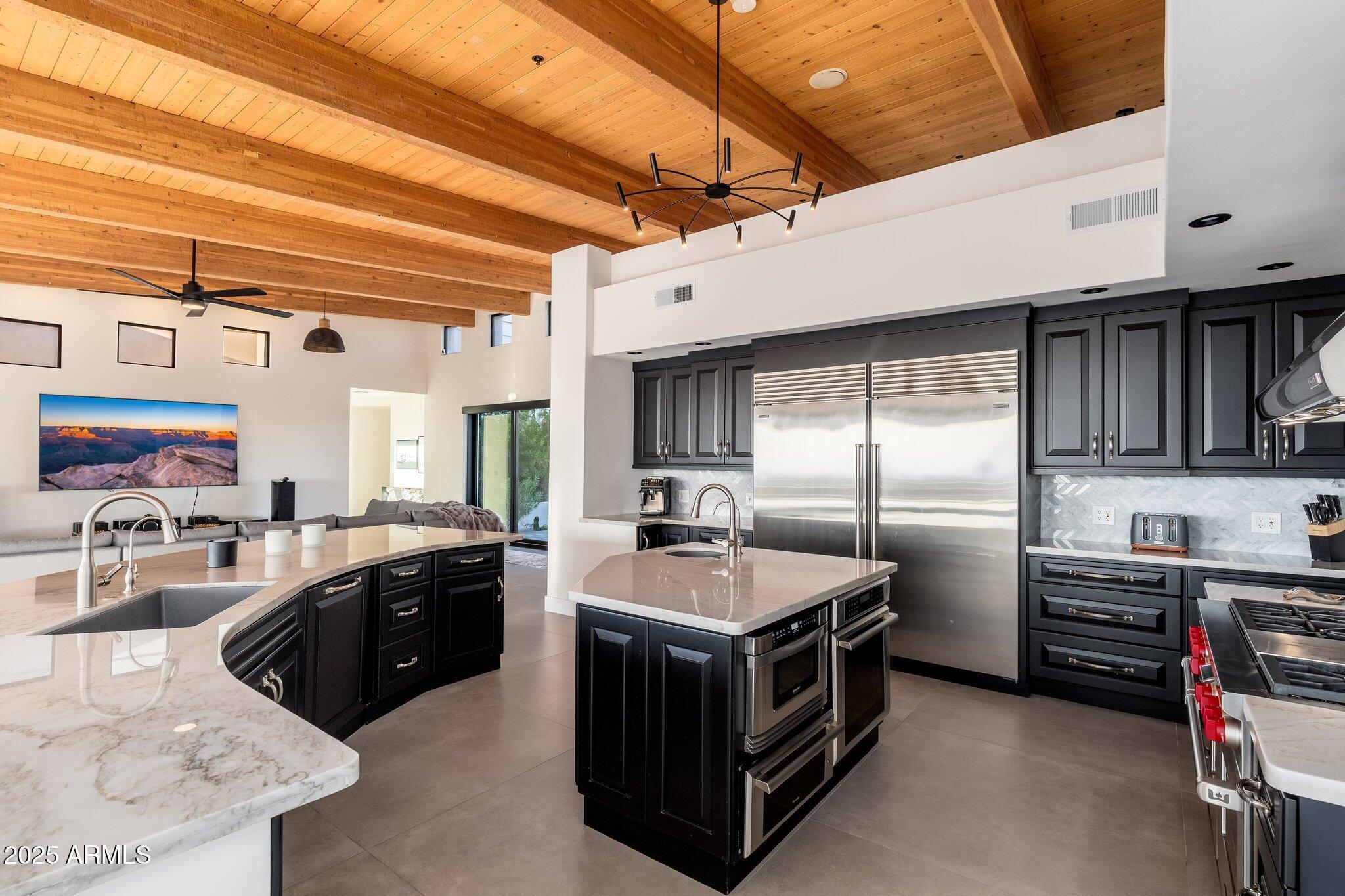 9525 E BUCKSKIN Trail