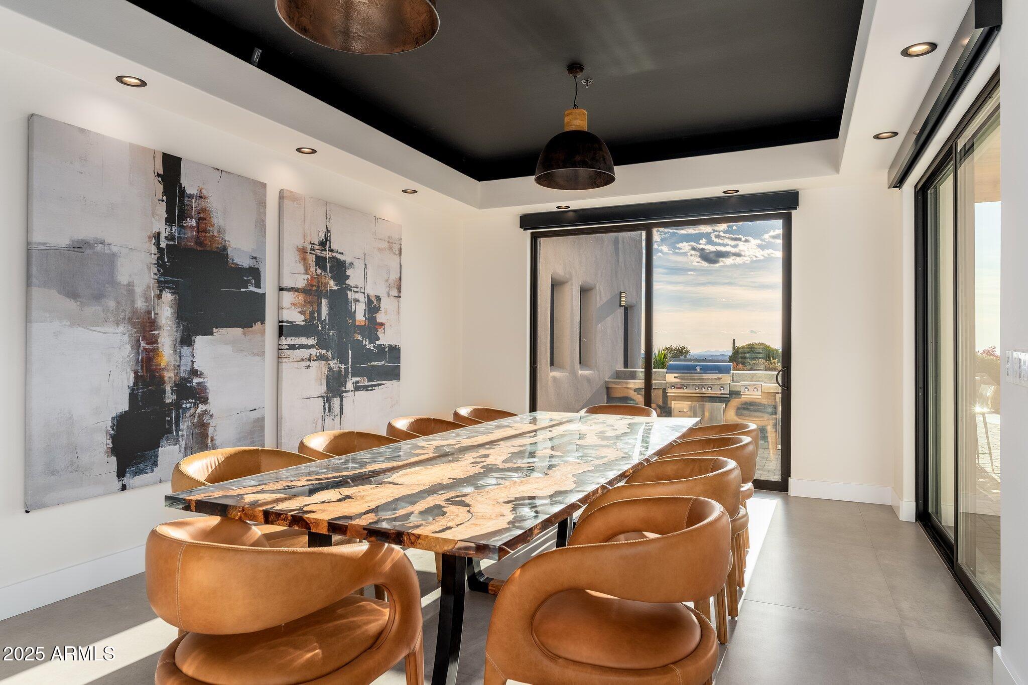 9525 E BUCKSKIN Trail