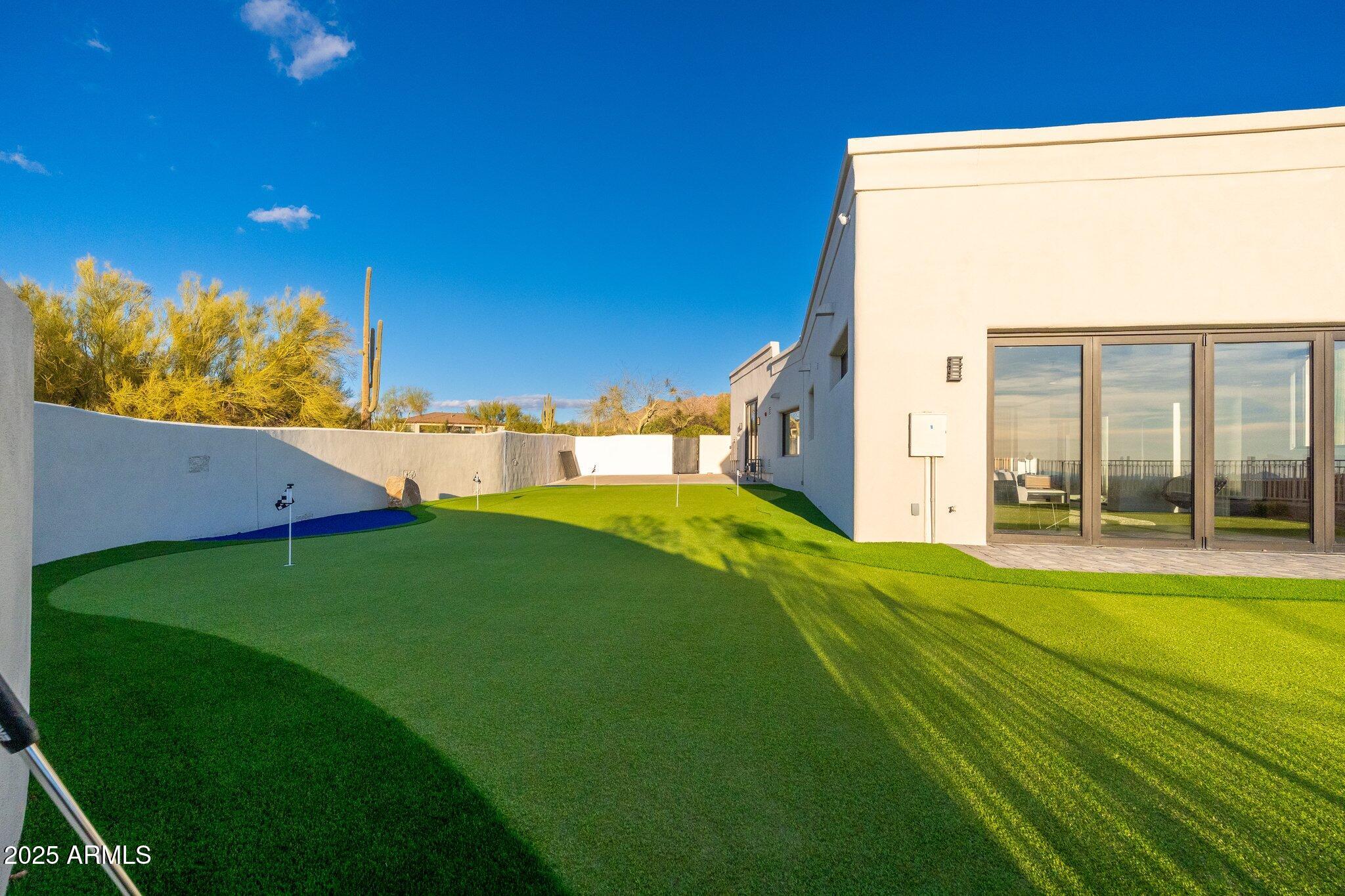 9525 E BUCKSKIN Trail