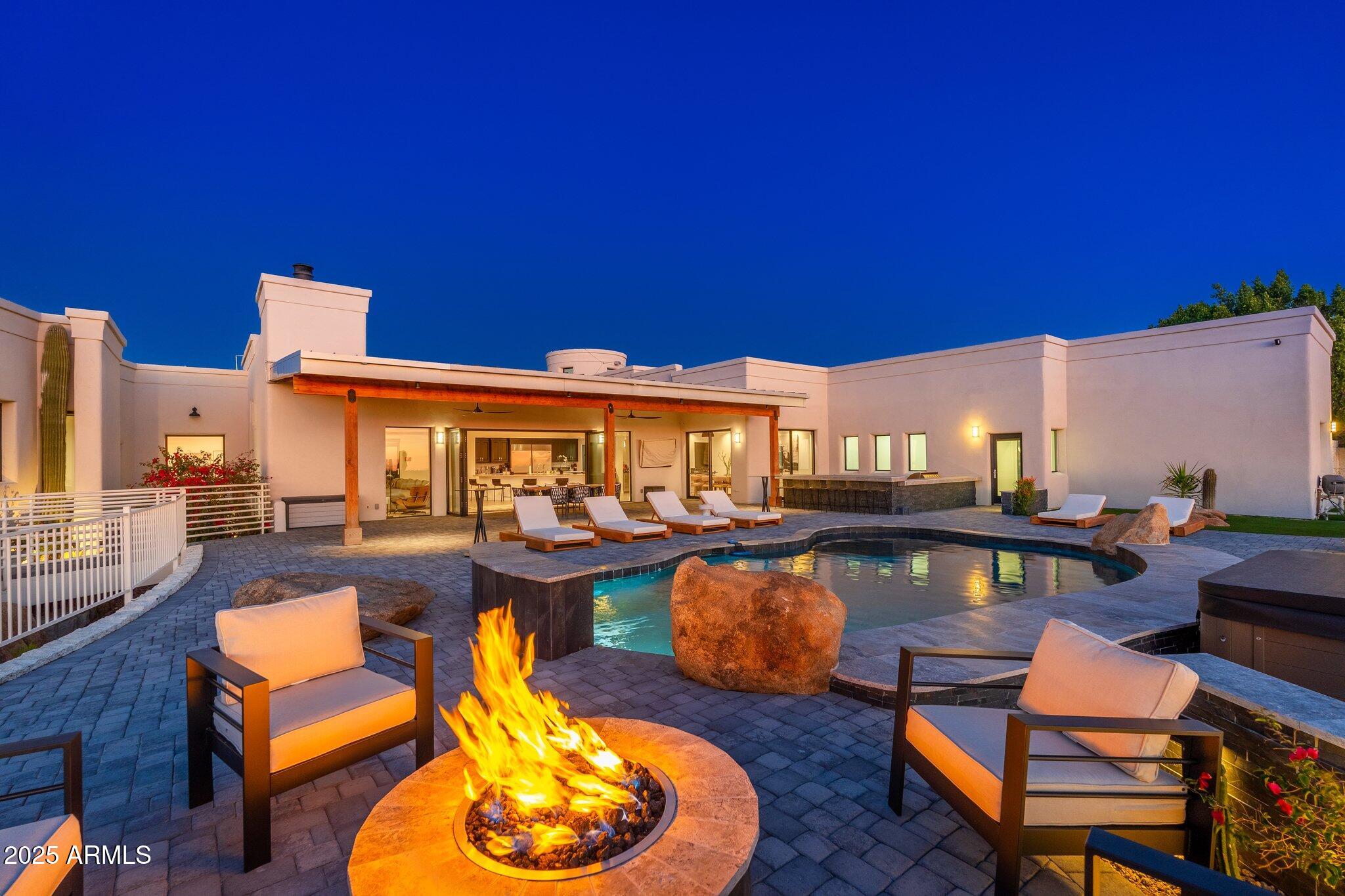 9525 E BUCKSKIN Trail