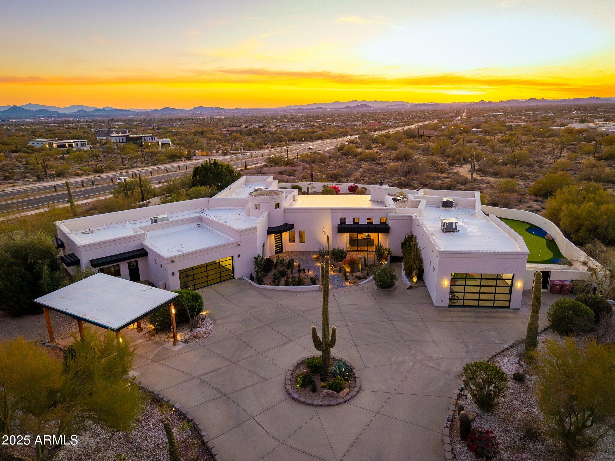 9525 E BUCKSKIN Trail