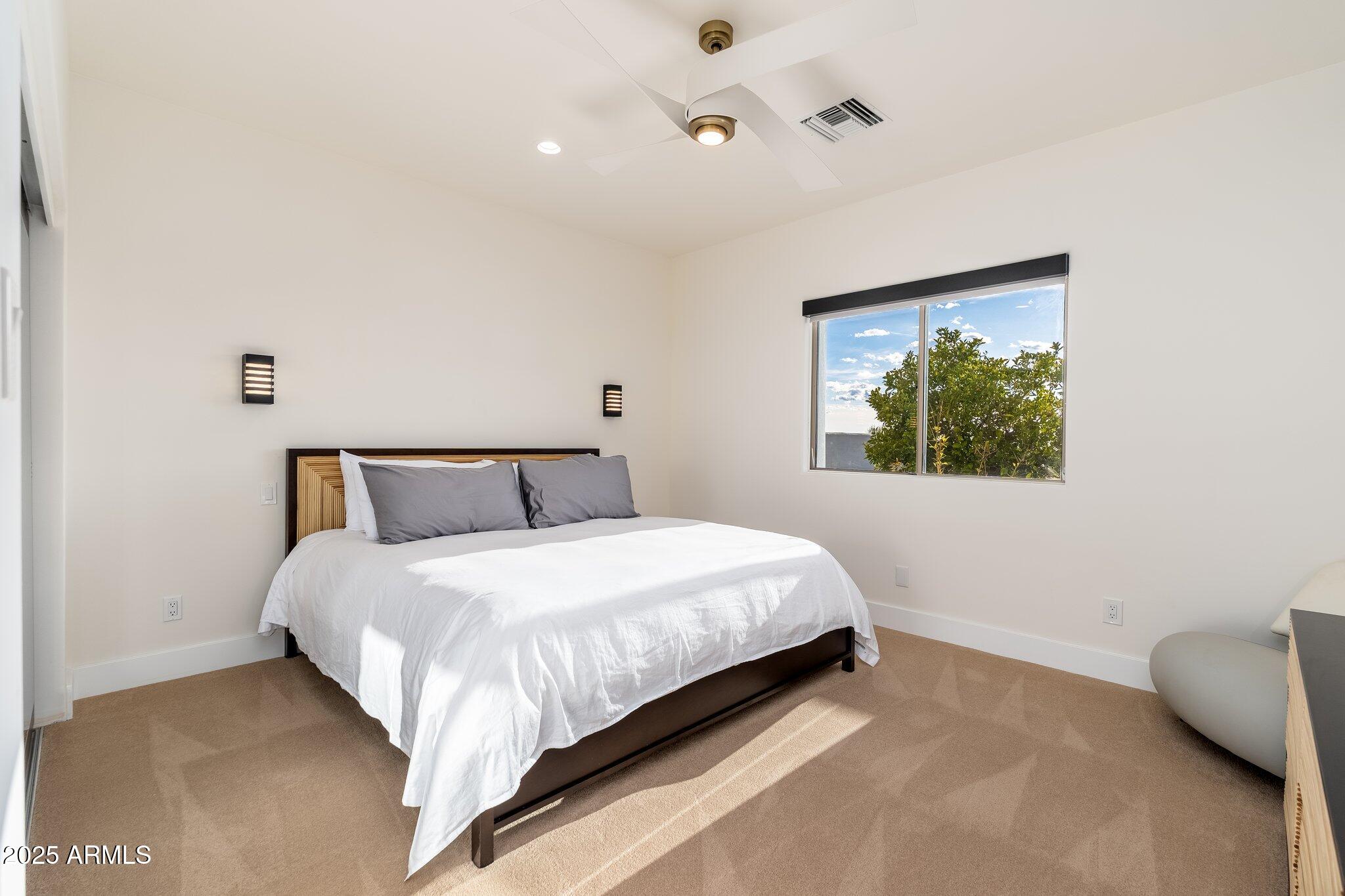 9525 E BUCKSKIN Trail