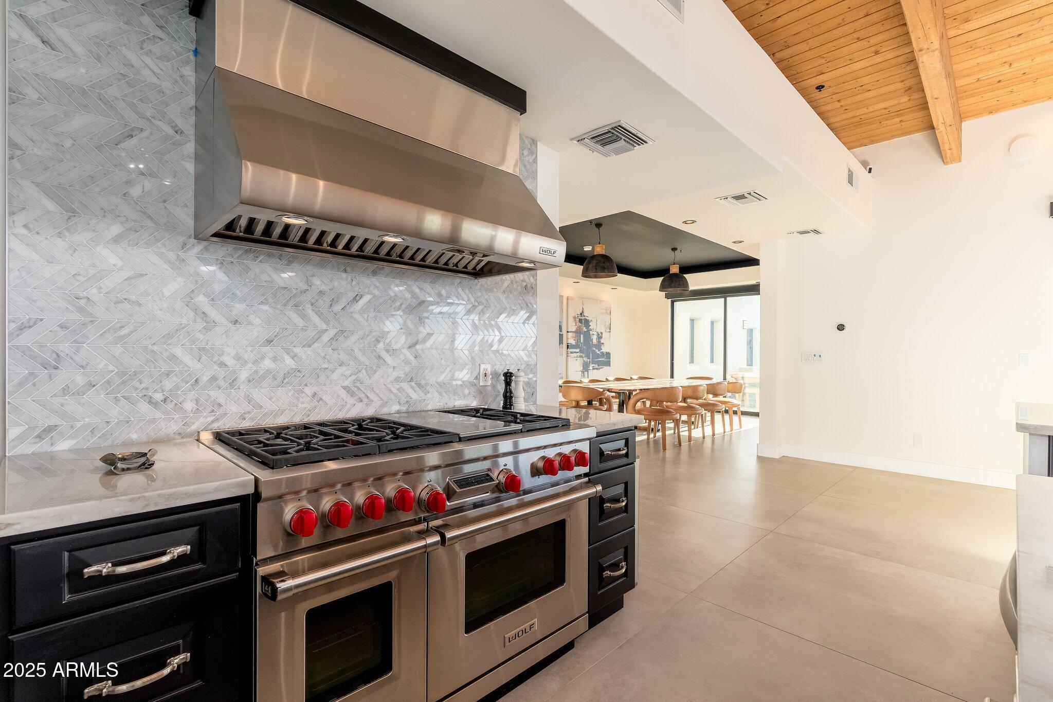 9525 E BUCKSKIN Trail