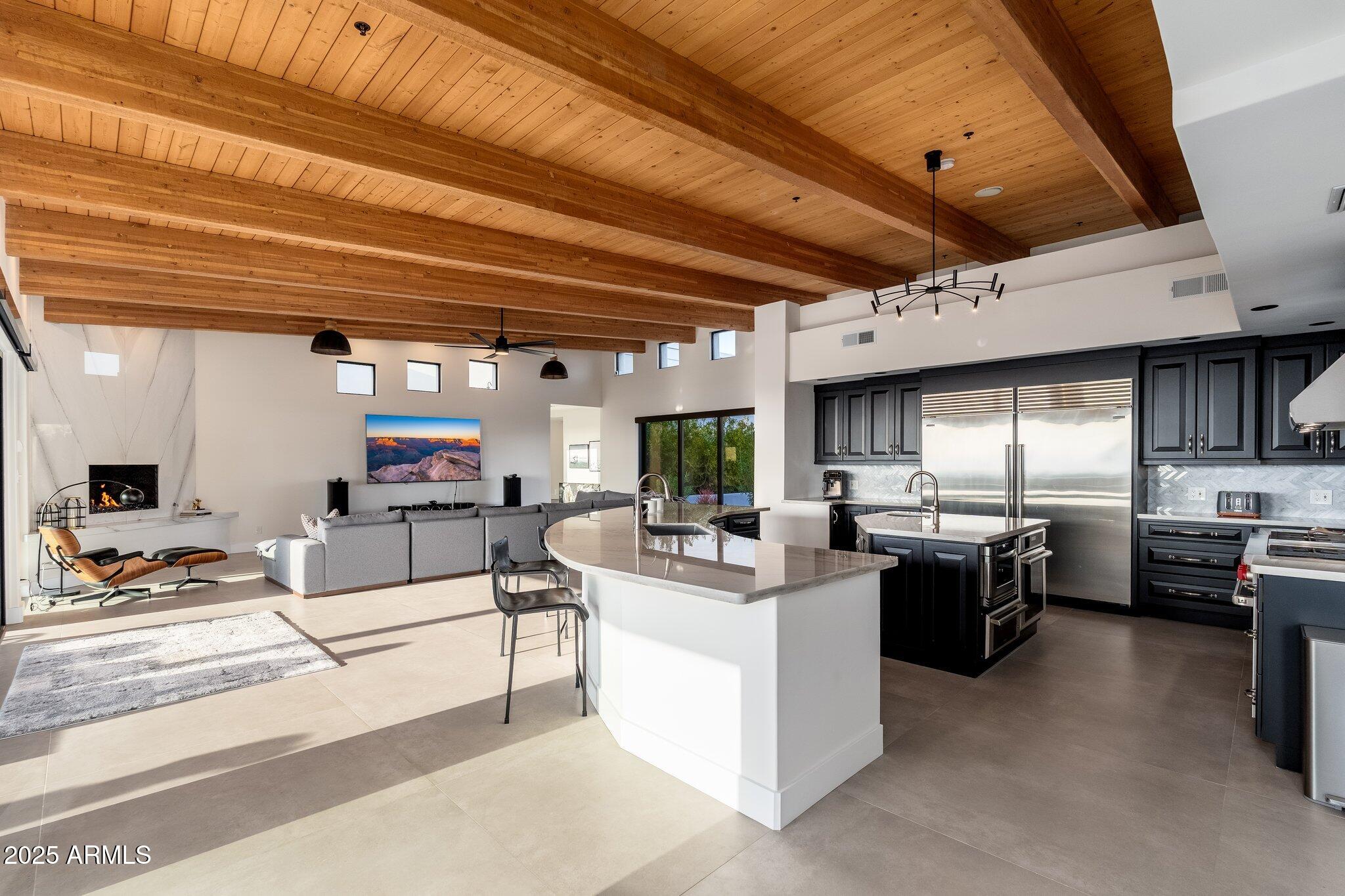 9525 E BUCKSKIN Trail