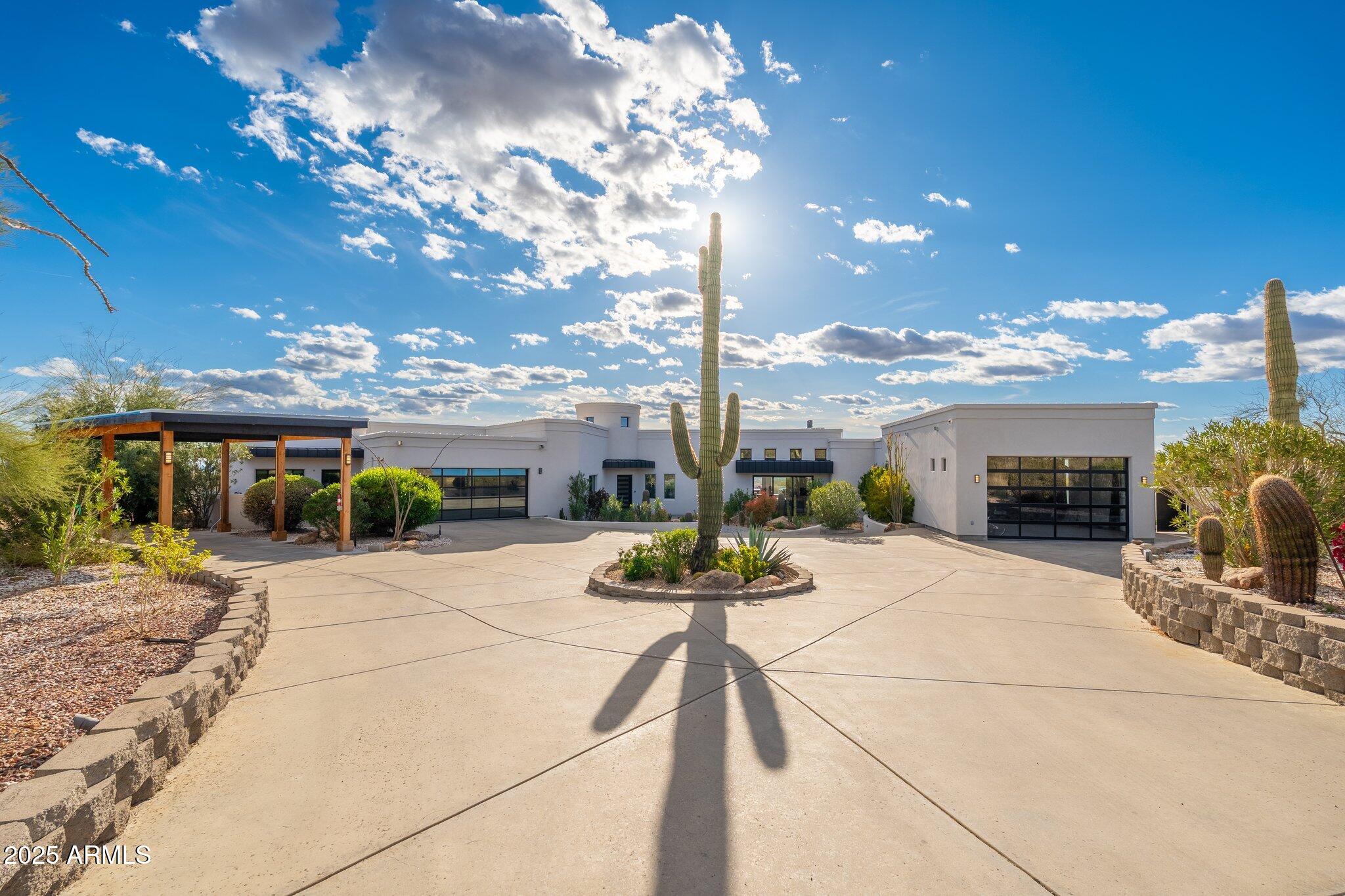 9525 E BUCKSKIN Trail