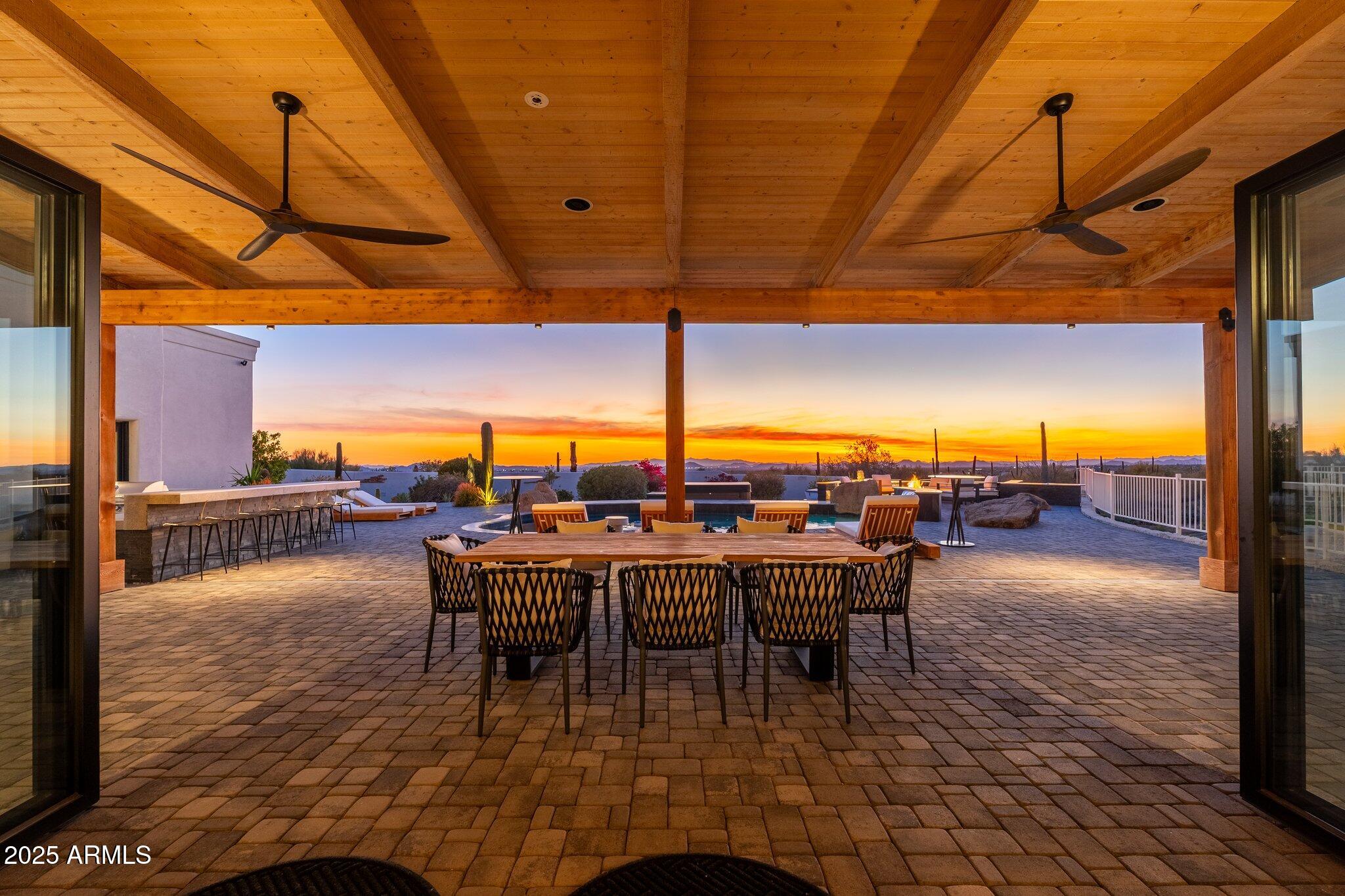 9525 E BUCKSKIN Trail