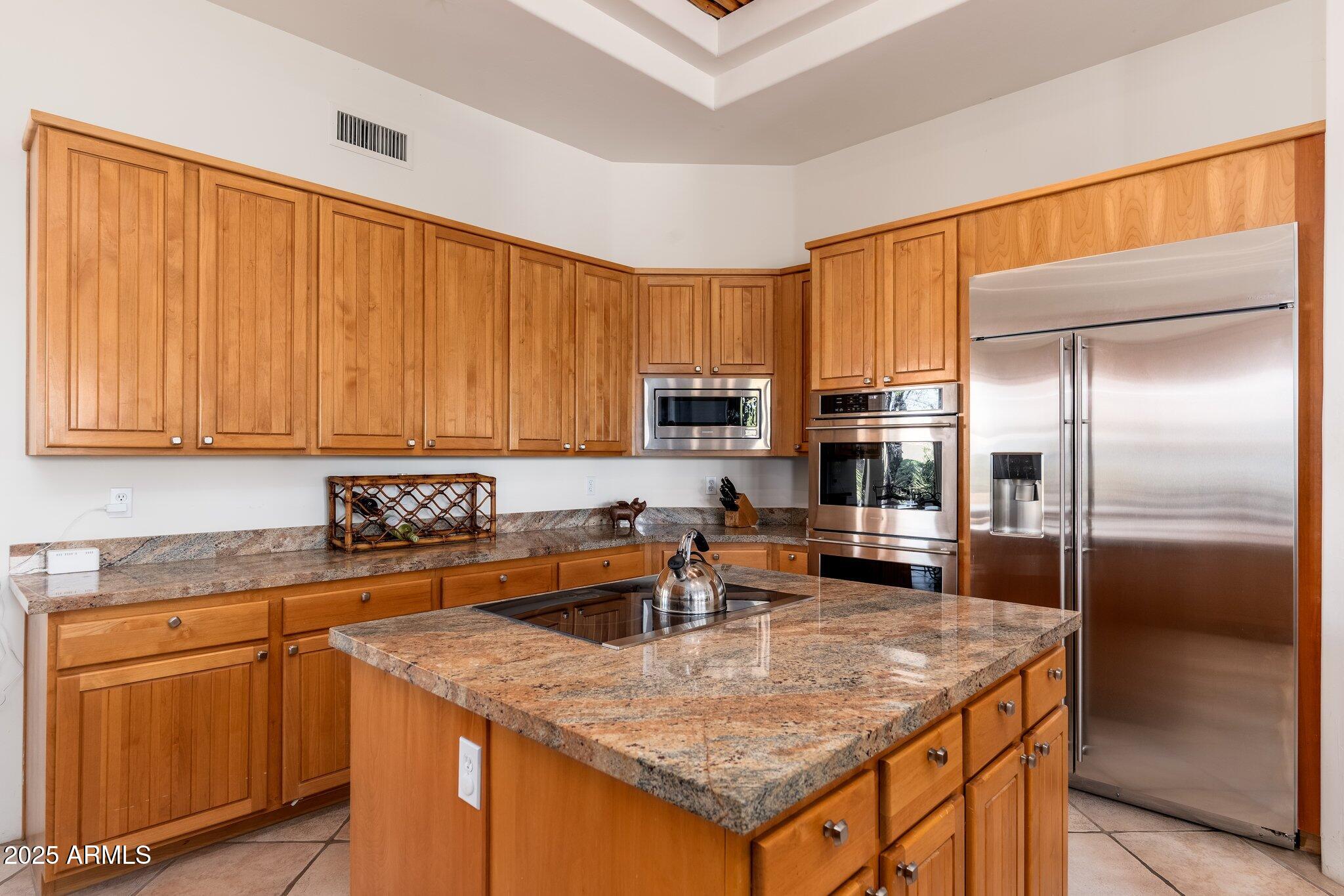 10901 E QUARRY Trail E