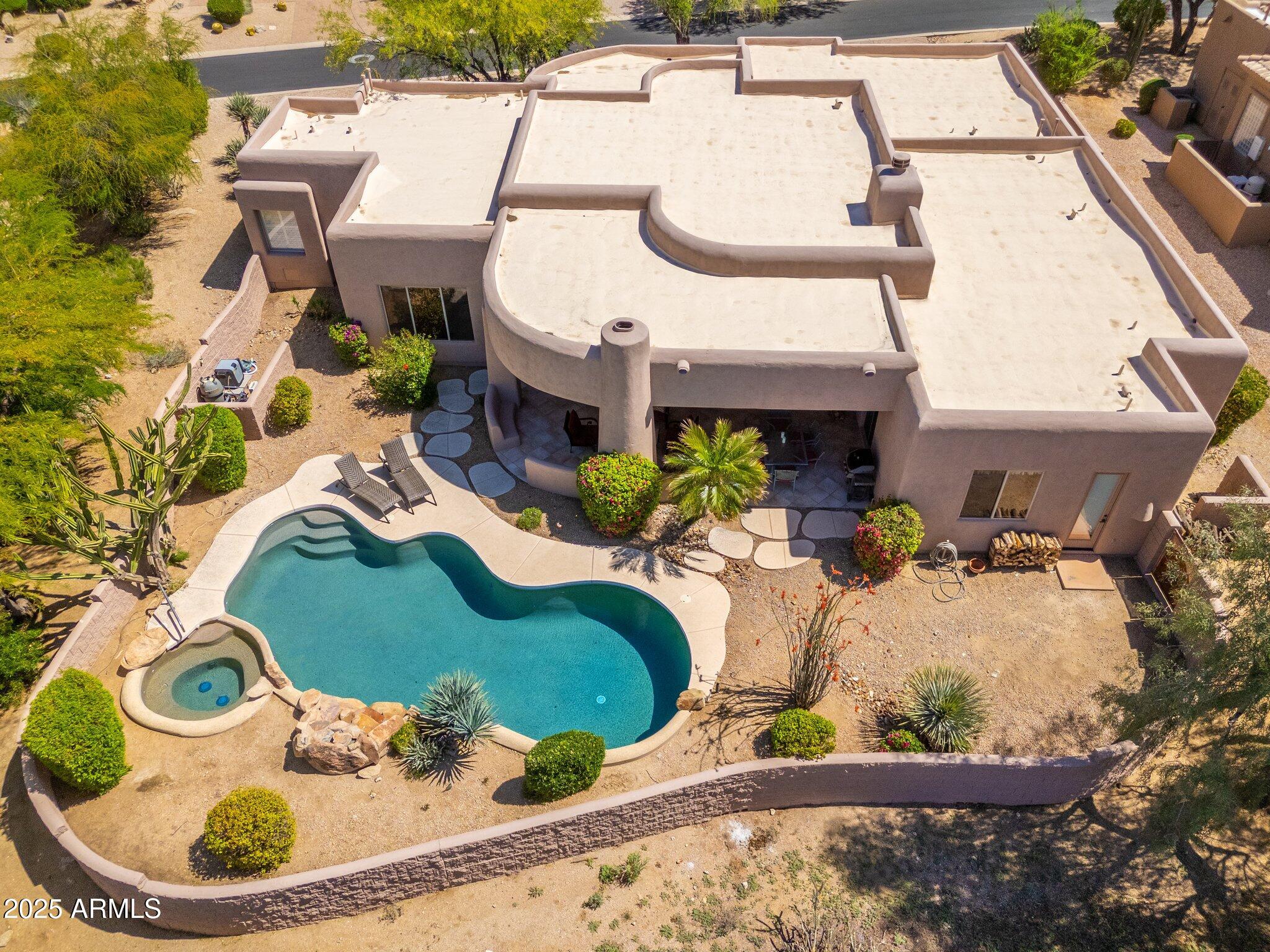 10901 E QUARRY Trail E