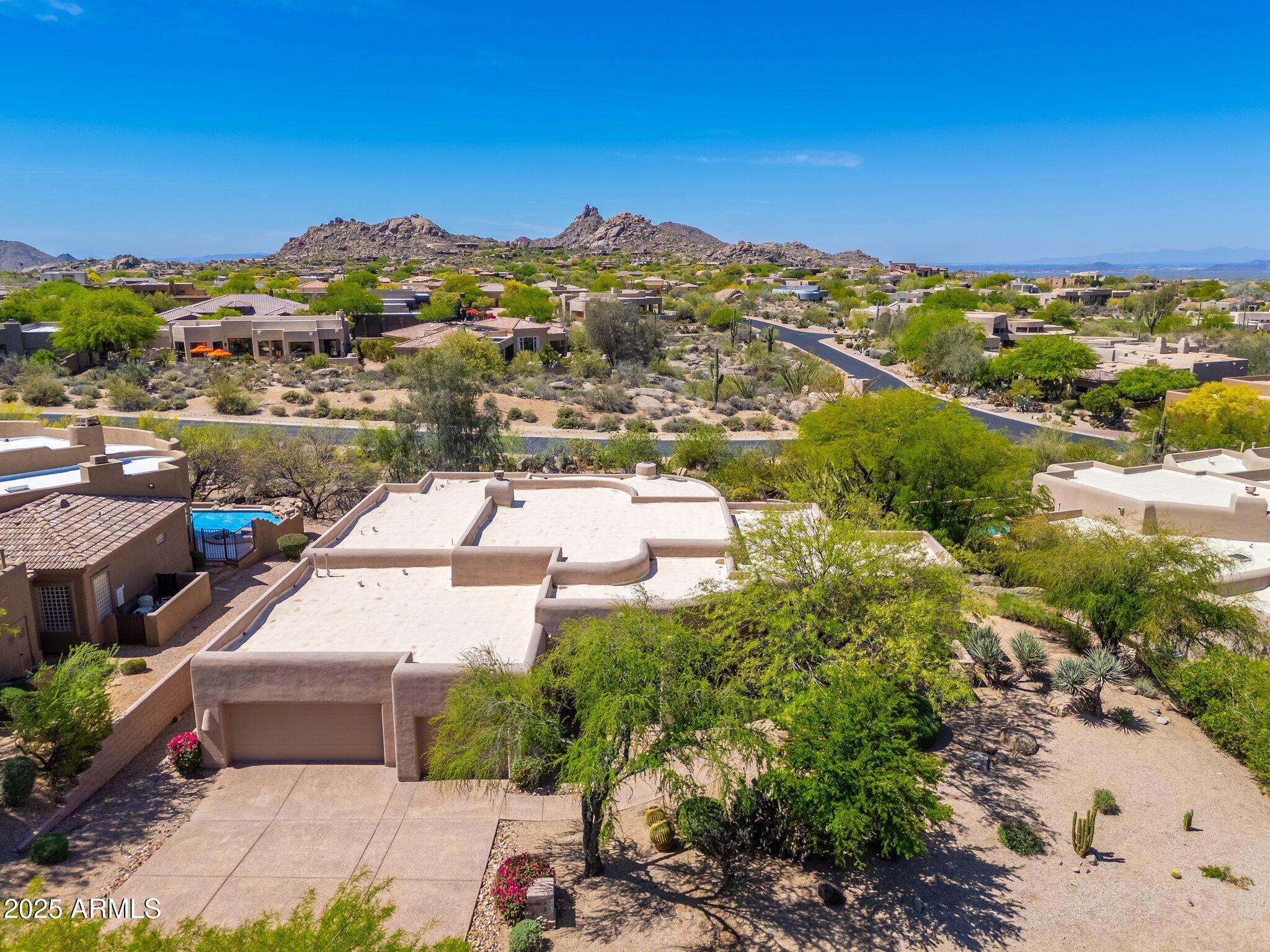 10901 E QUARRY Trail E