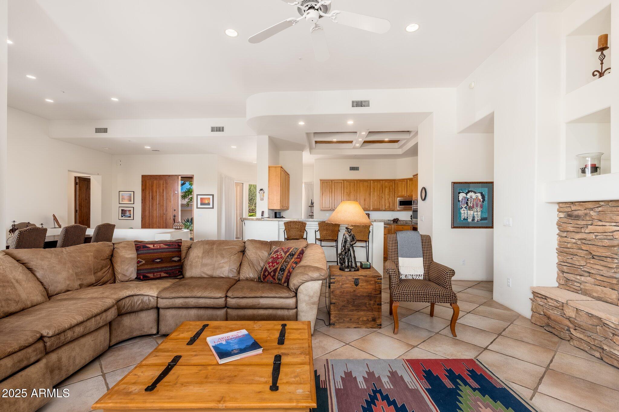 10901 E QUARRY Trail E