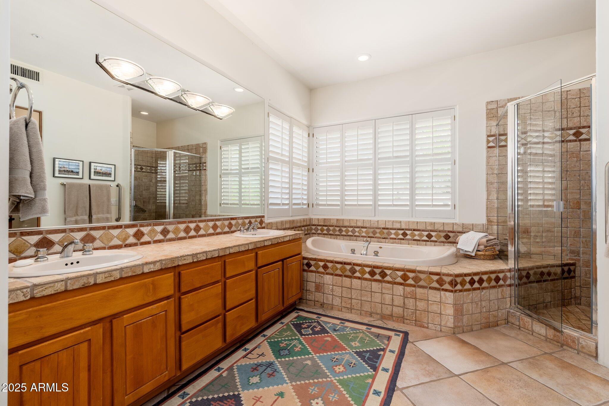 10901 E QUARRY Trail E