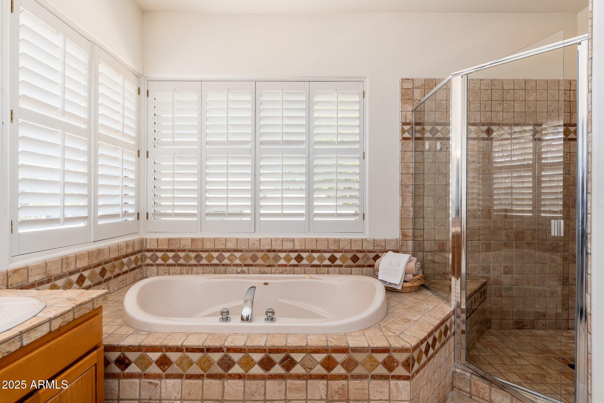 10901 E QUARRY Trail E