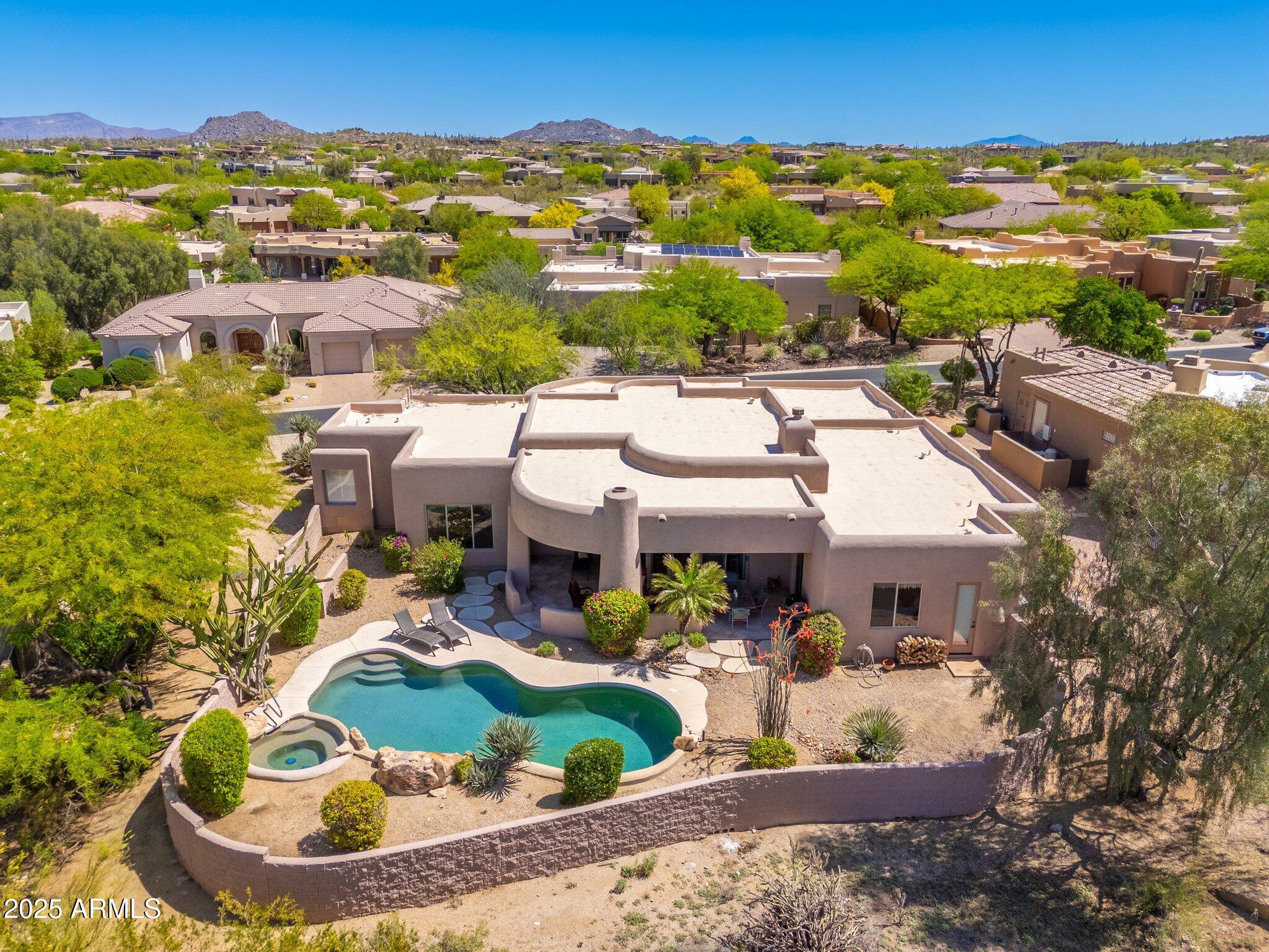 10901 E QUARRY Trail E