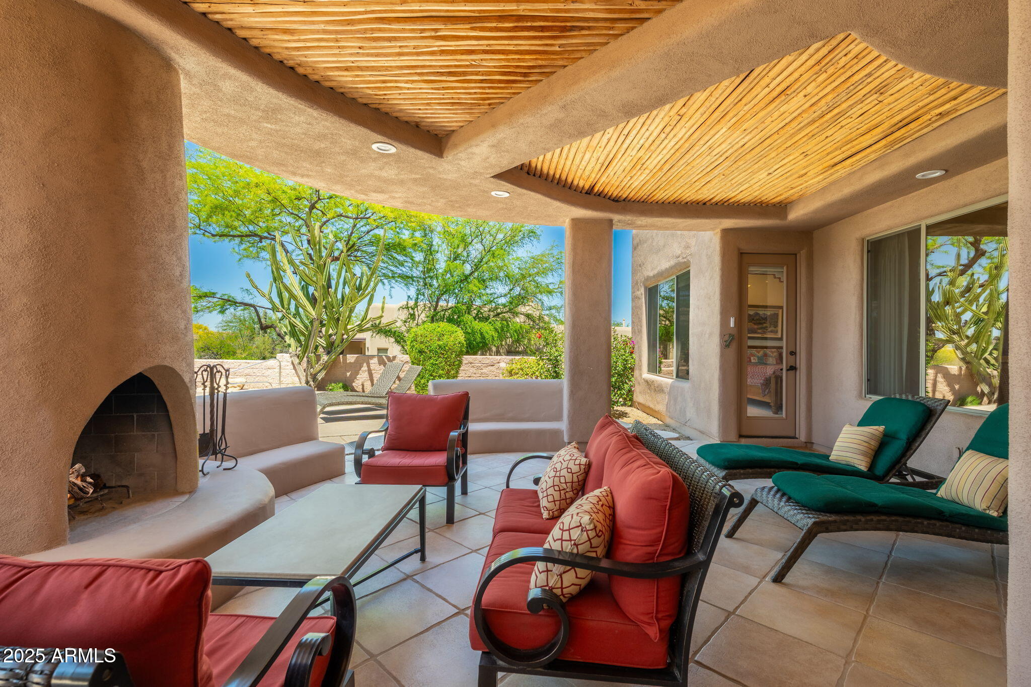 10901 E QUARRY Trail E