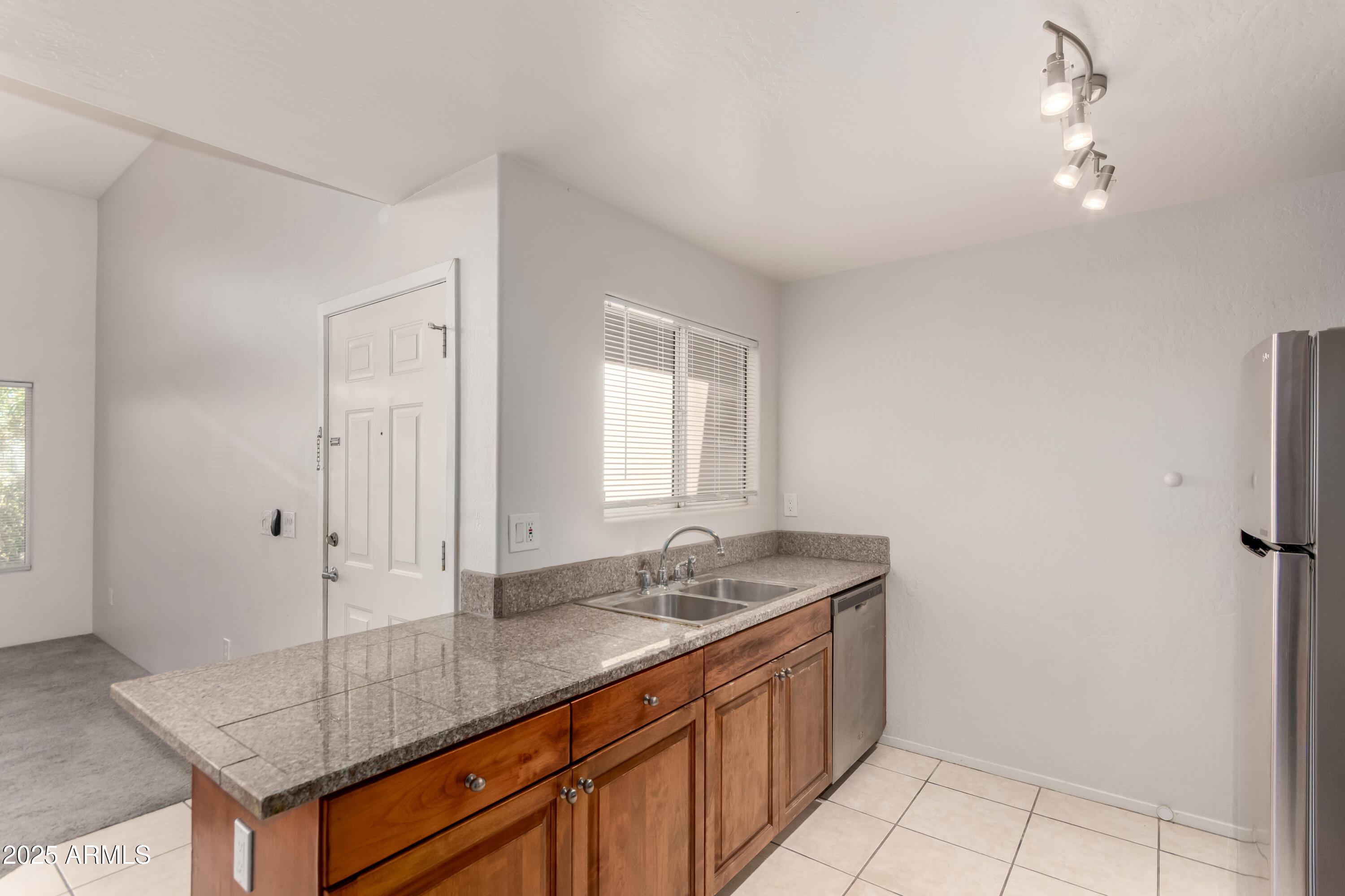 11260 N 92ND Street, 2102