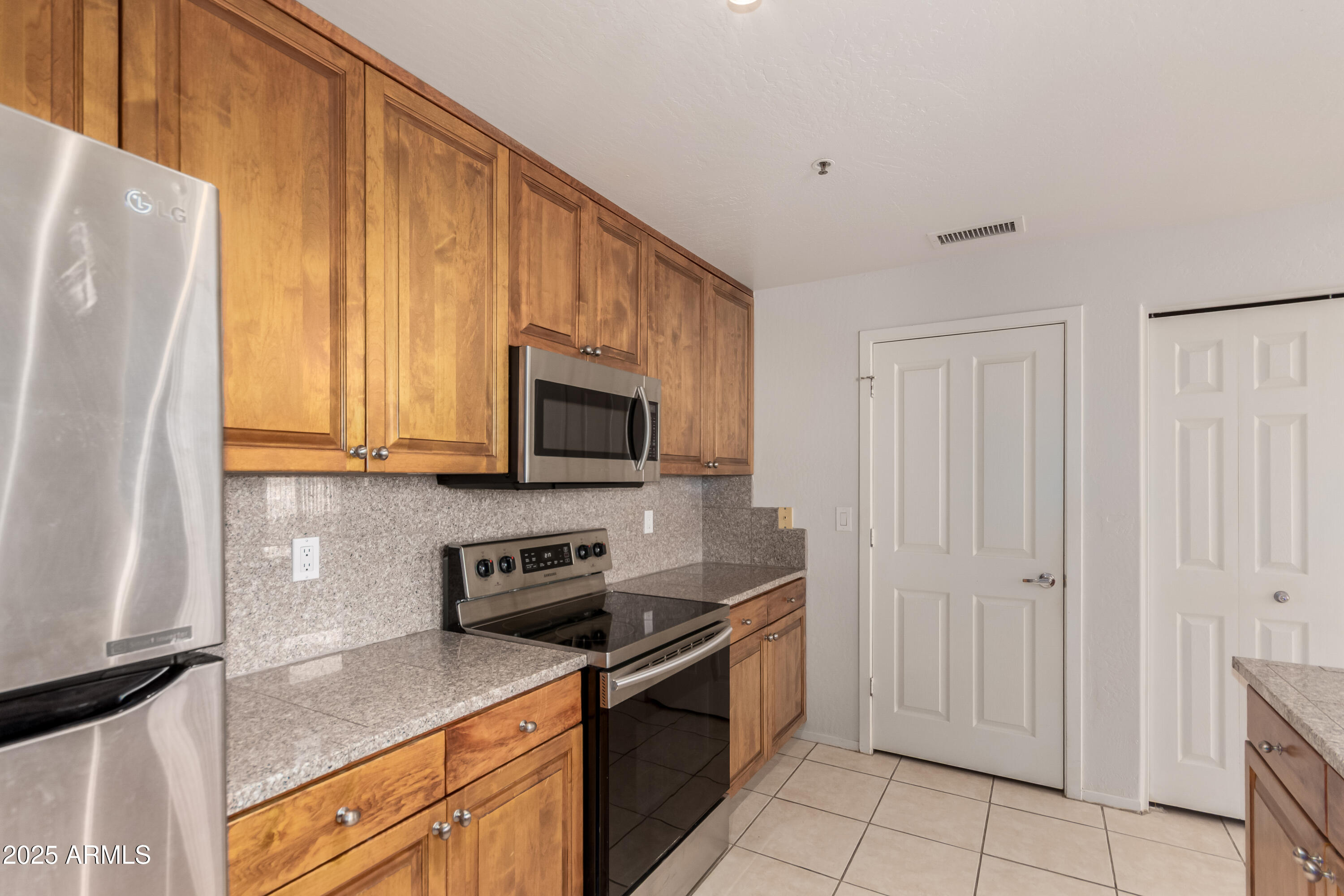 11260 N 92ND Street, 2102