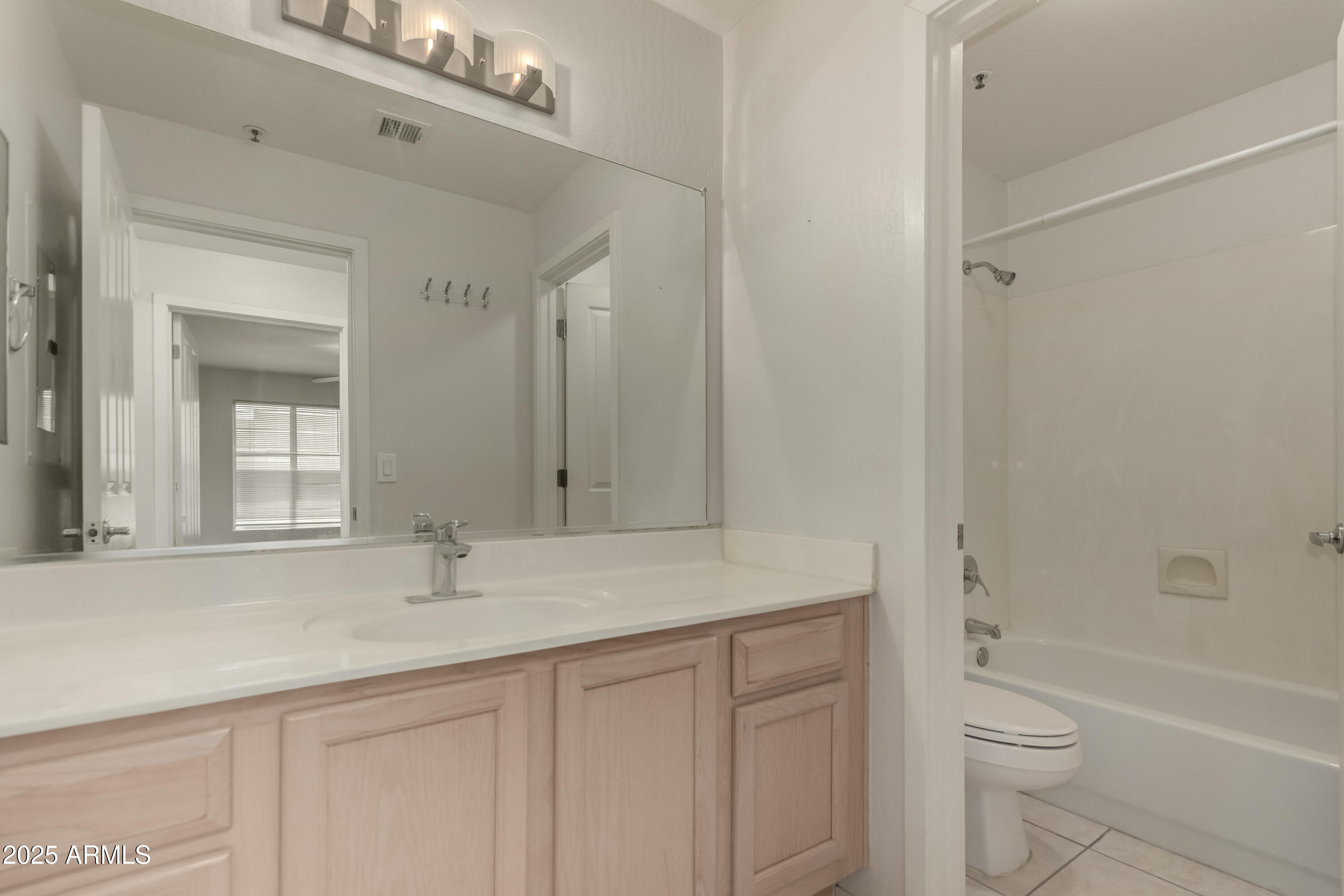 11260 N 92ND Street, 2102