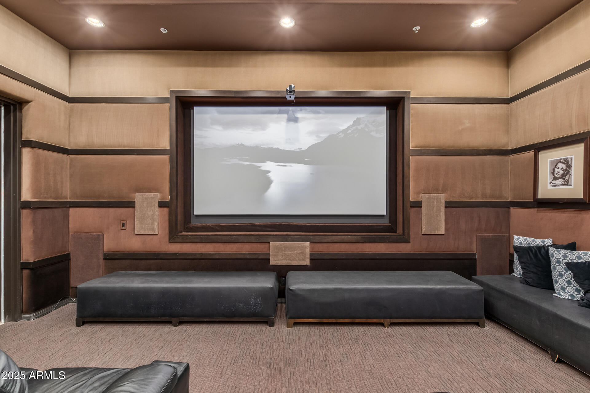 19777 N 76TH Street, 2244