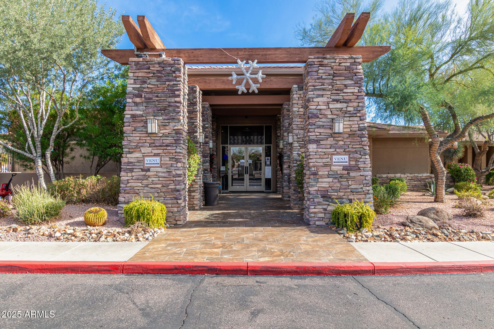 19777 N 76TH Street, 2244