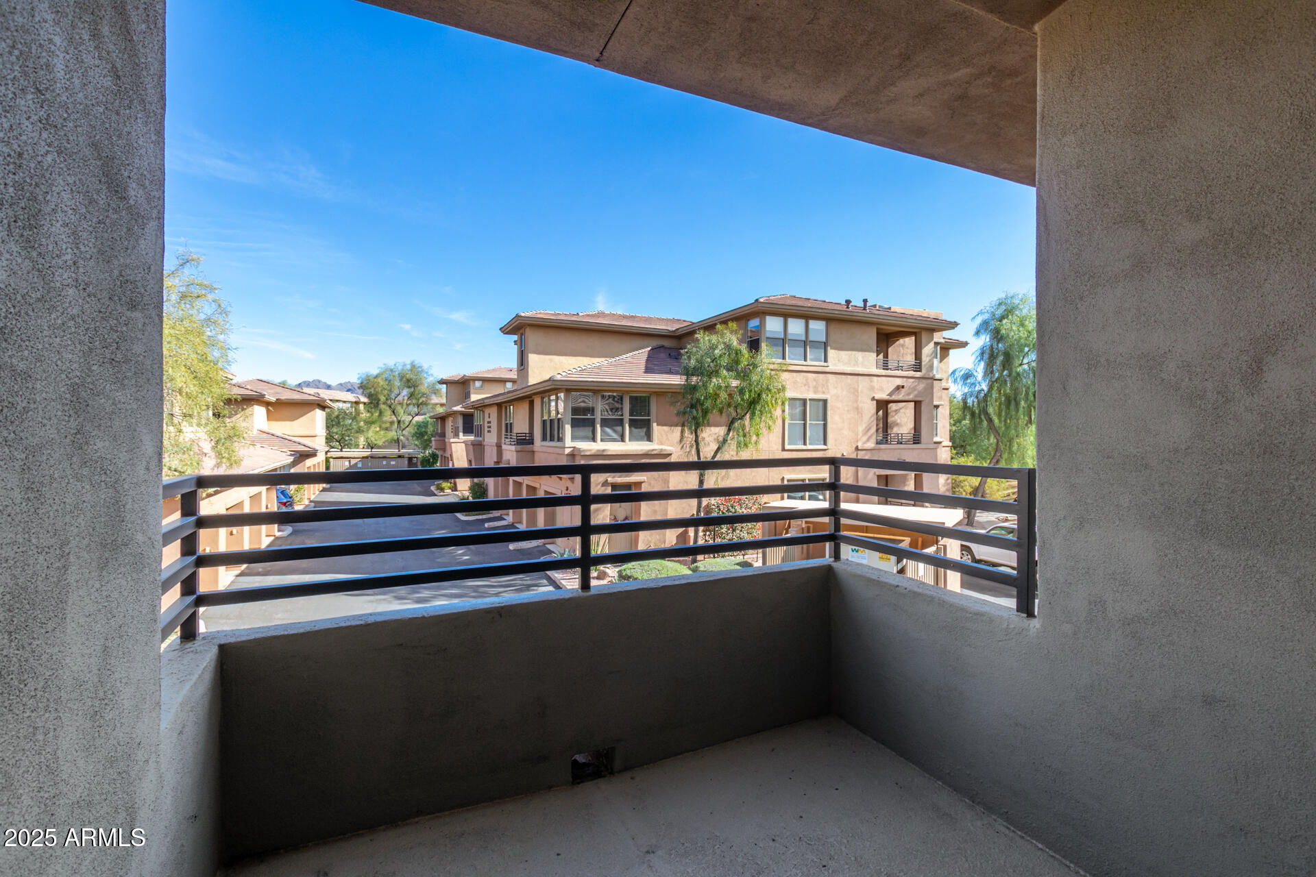 19777 N 76TH Street, 2244