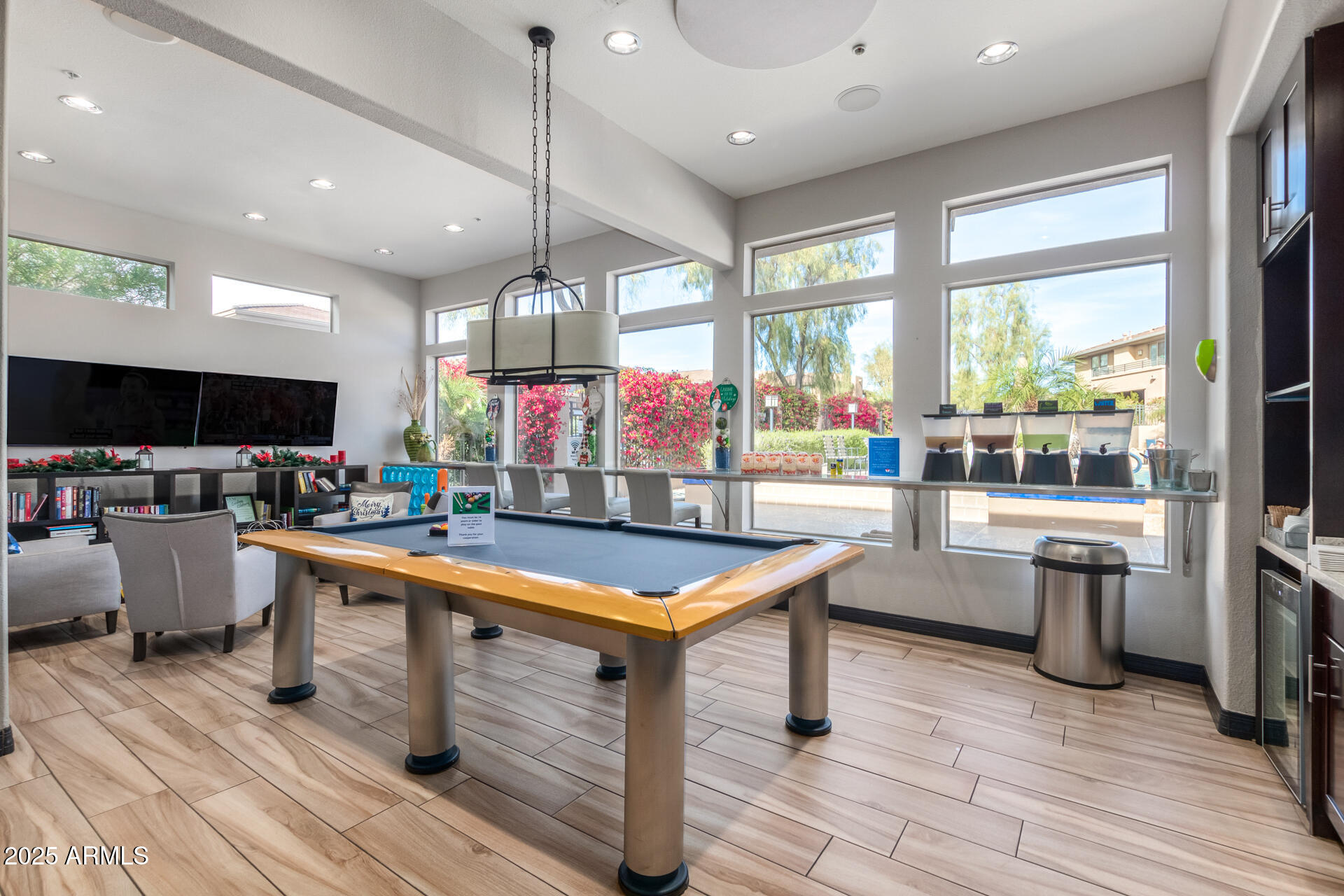 19777 N 76TH Street, 2244