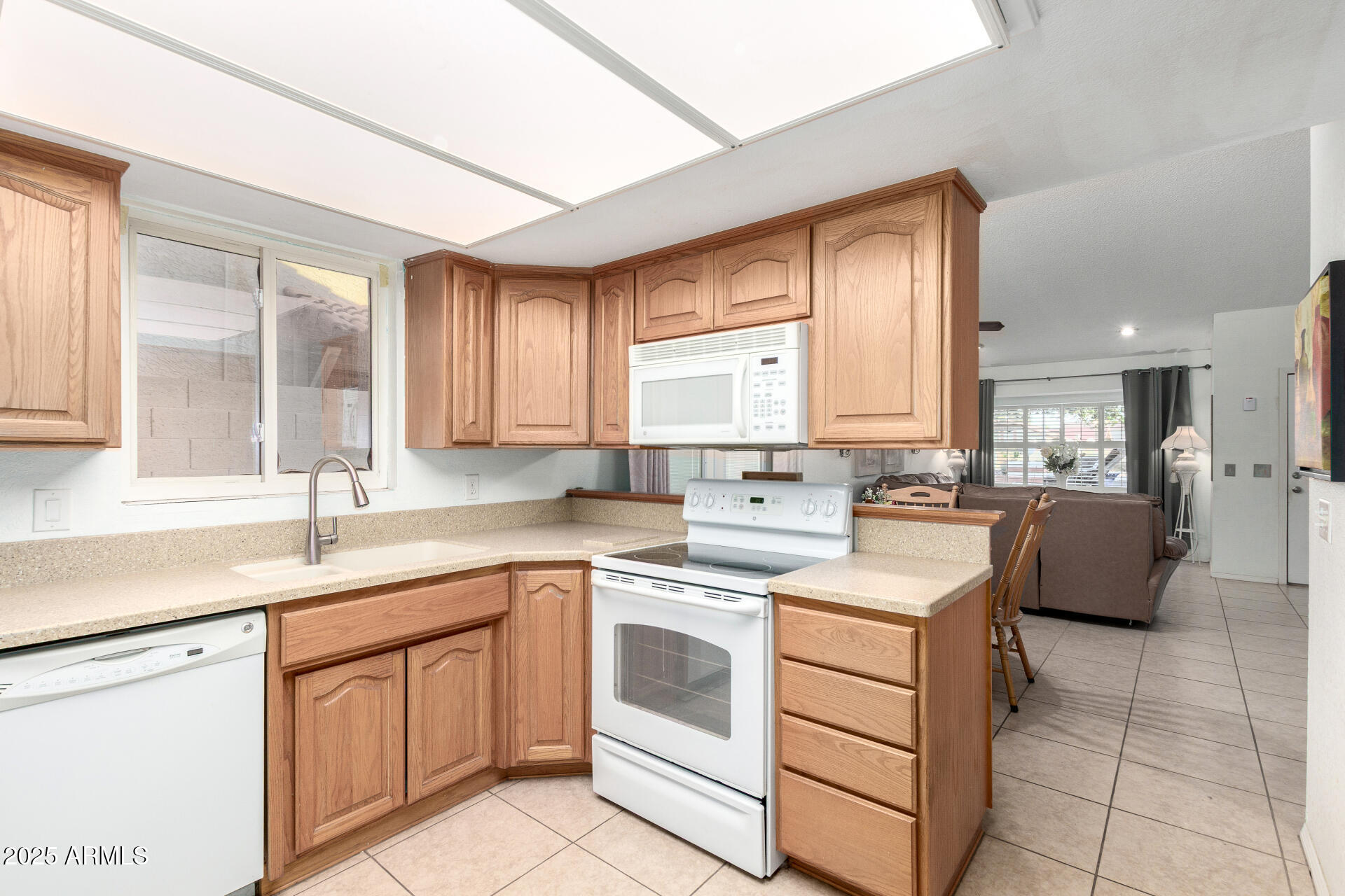 542 S HIGLEY Road 71