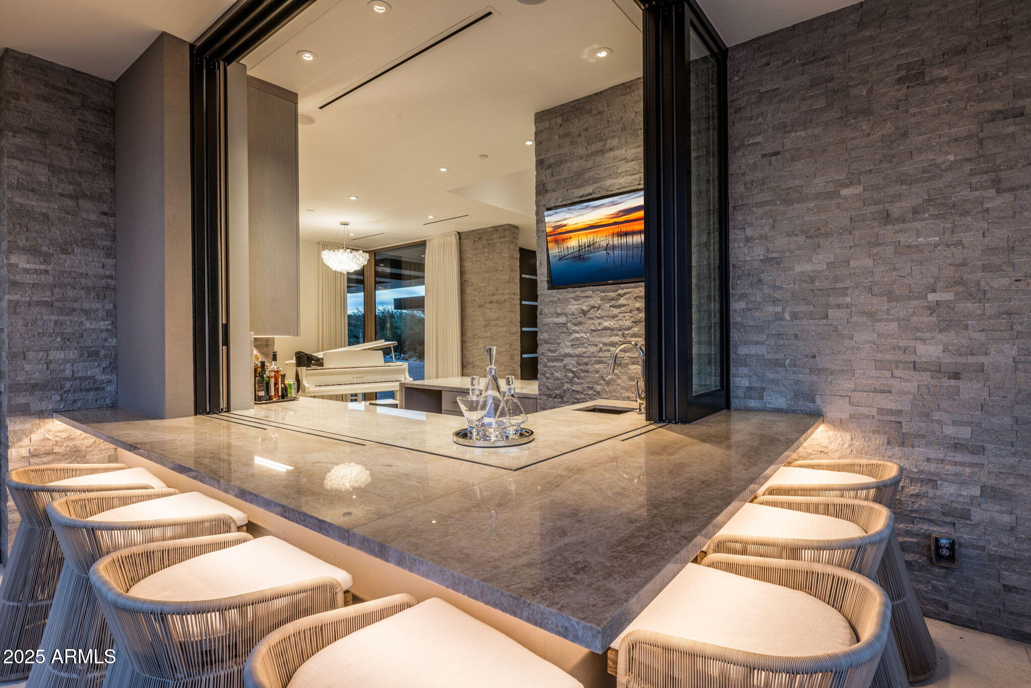 9830 E THOMPSON PEAK Parkway 912