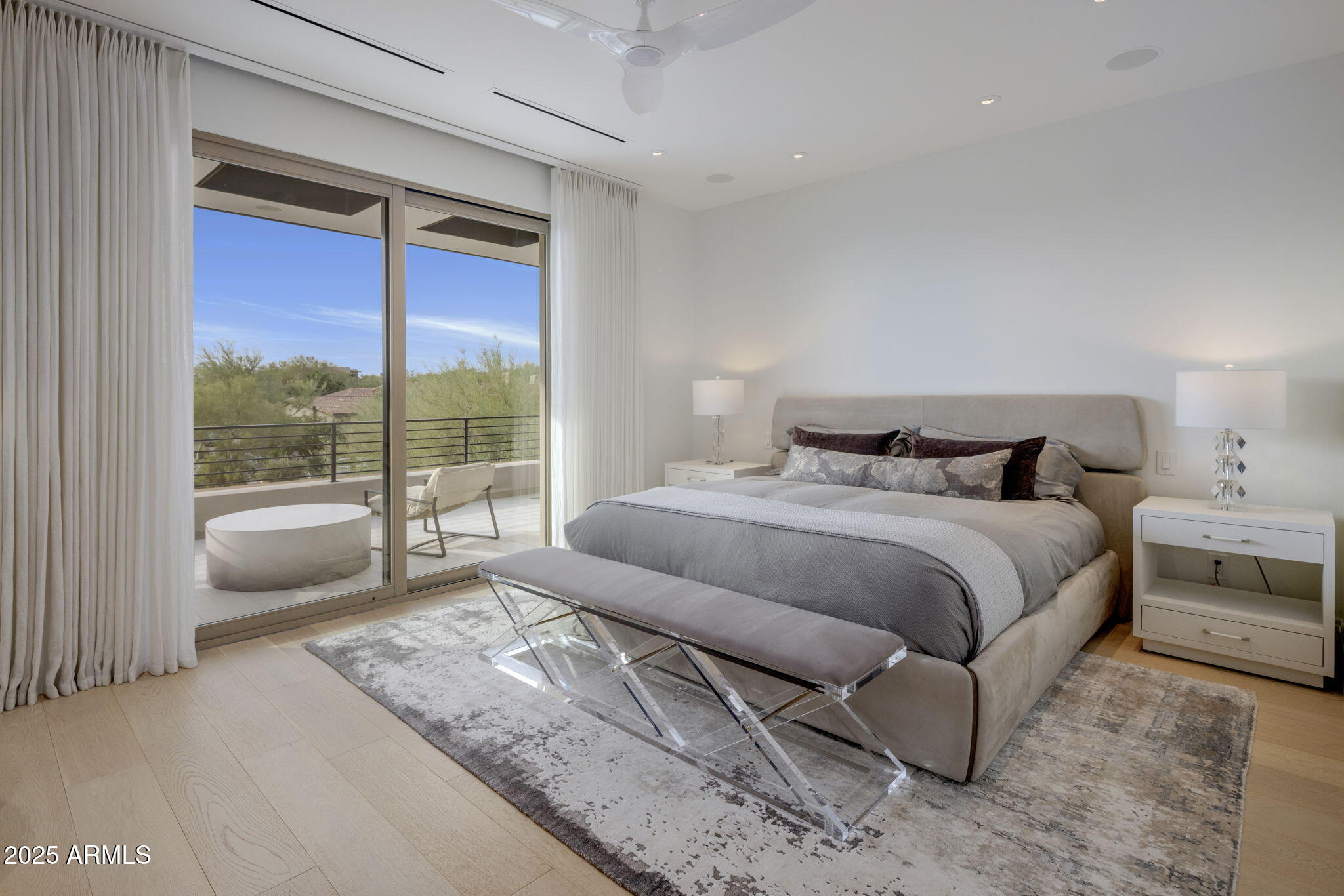 9830 E THOMPSON PEAK Parkway 912