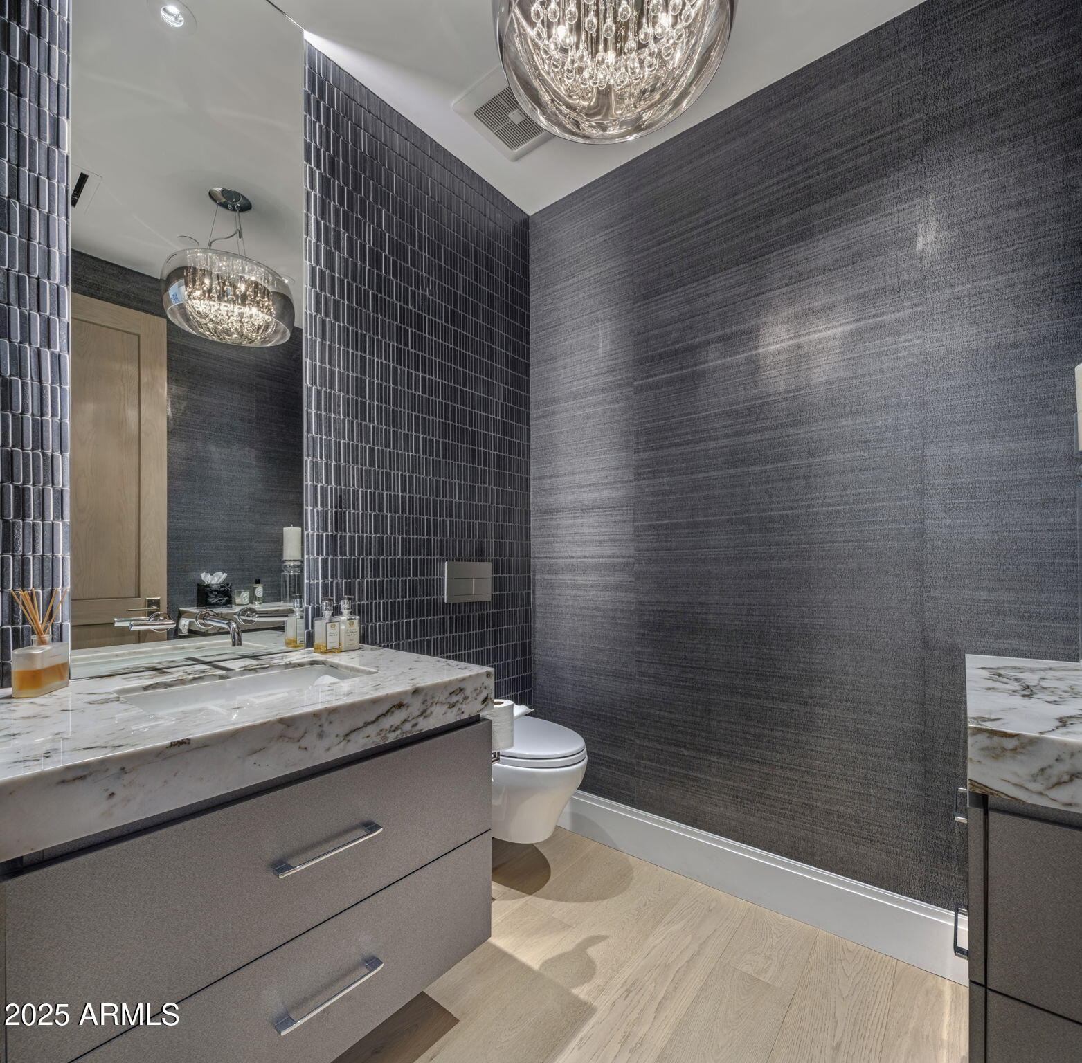 9830 E THOMPSON PEAK Parkway 912