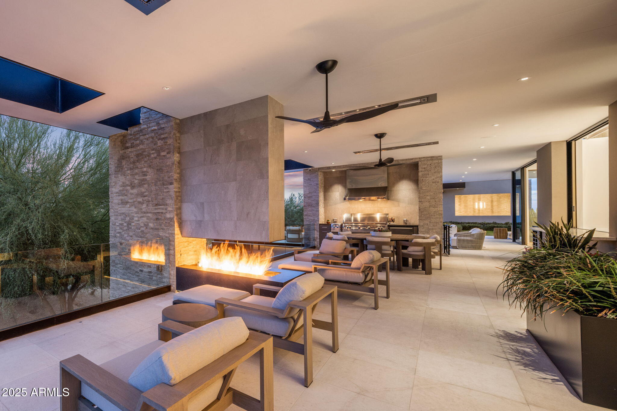 9830 E THOMPSON PEAK Parkway 912