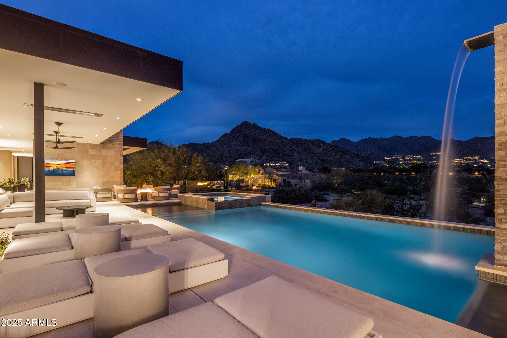 9830 E THOMPSON PEAK Parkway 912