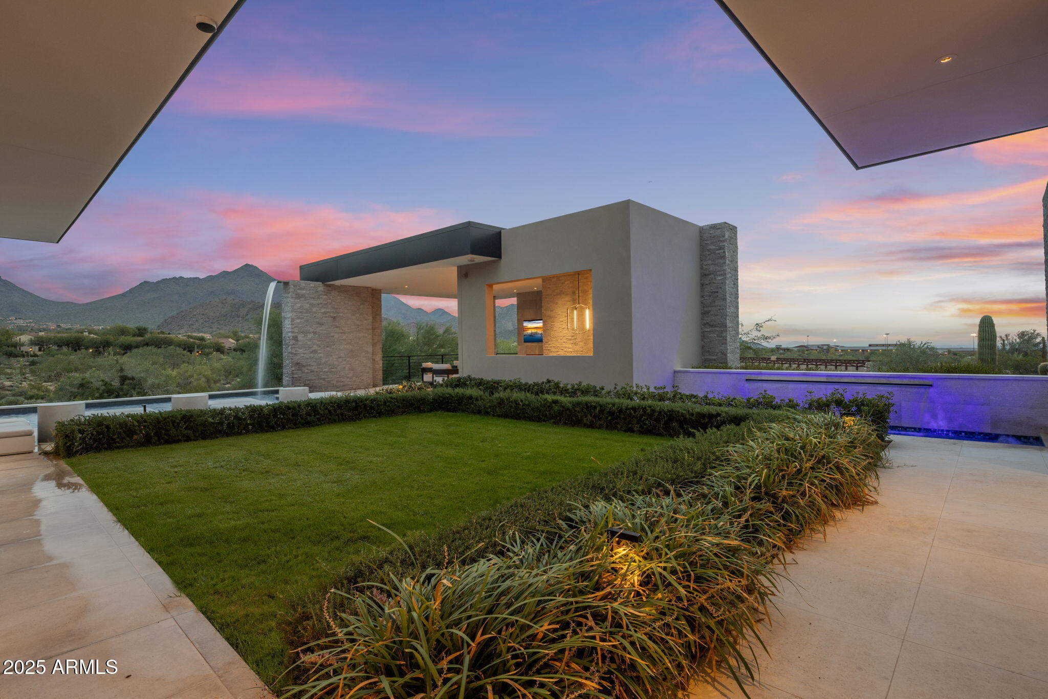 9830 E THOMPSON PEAK Parkway 912