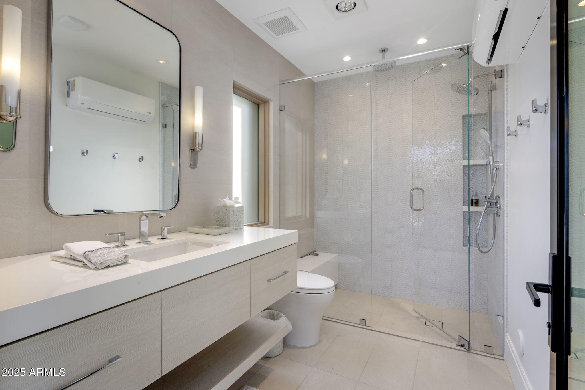 9830 E THOMPSON PEAK Parkway 912