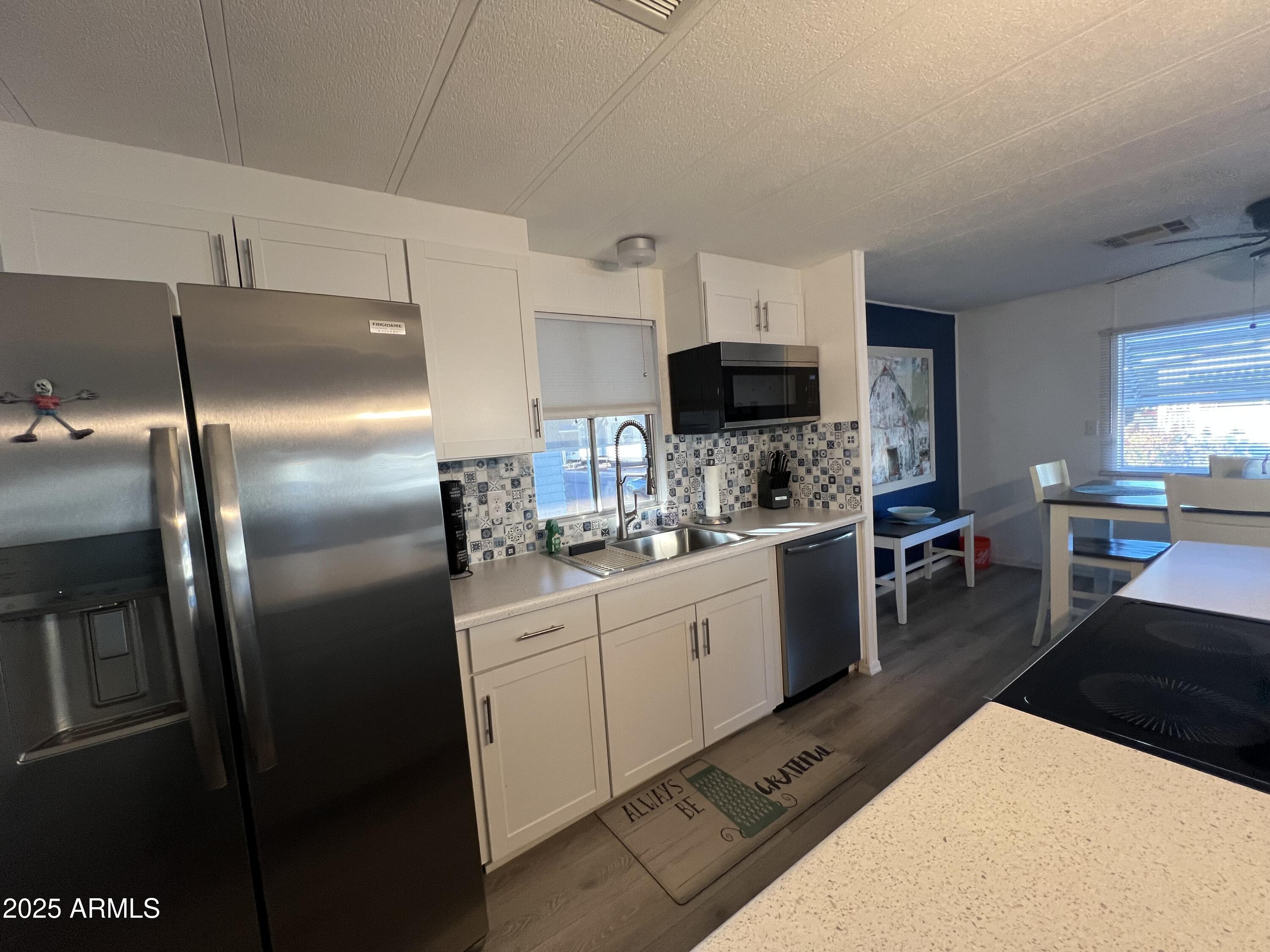 2609 W Southern Avenue 379