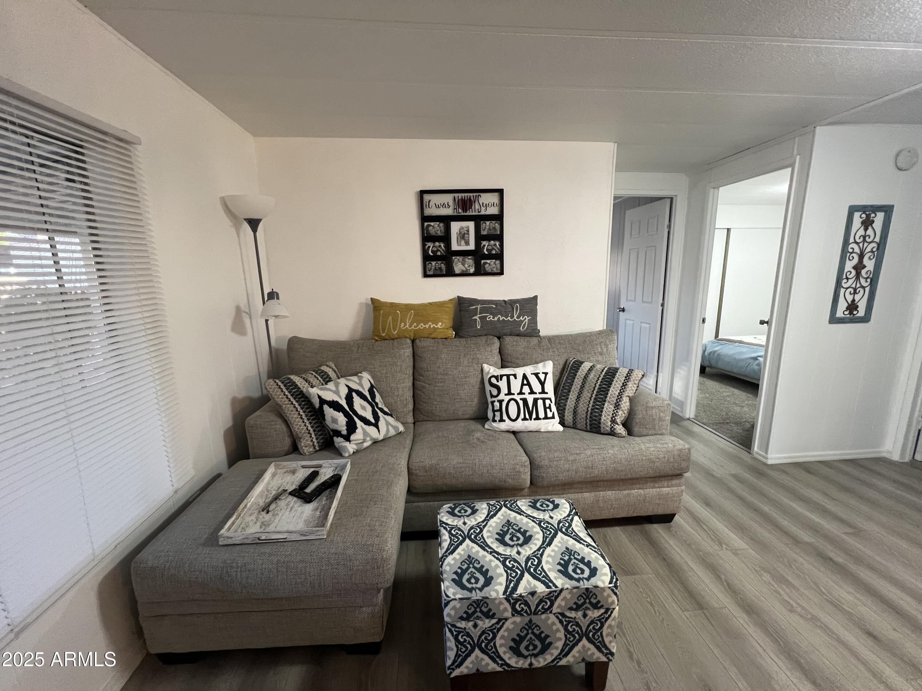 2609 W Southern Avenue 379