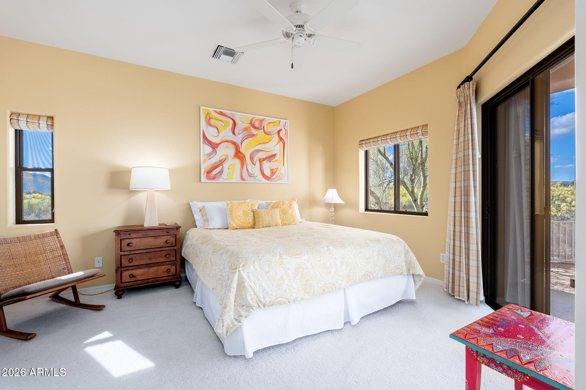 8001 E CAREFREE Drive