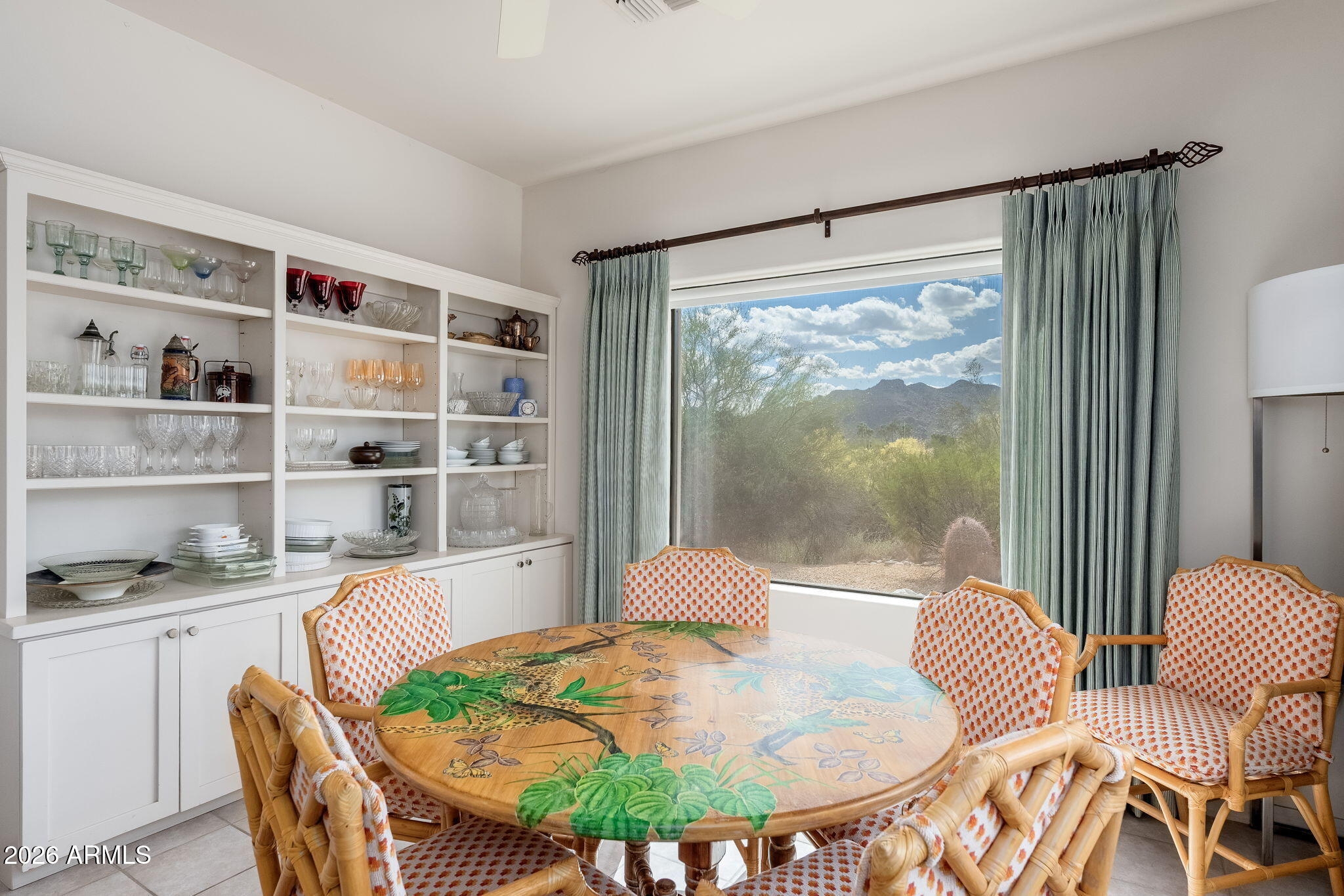 8001 E CAREFREE Drive